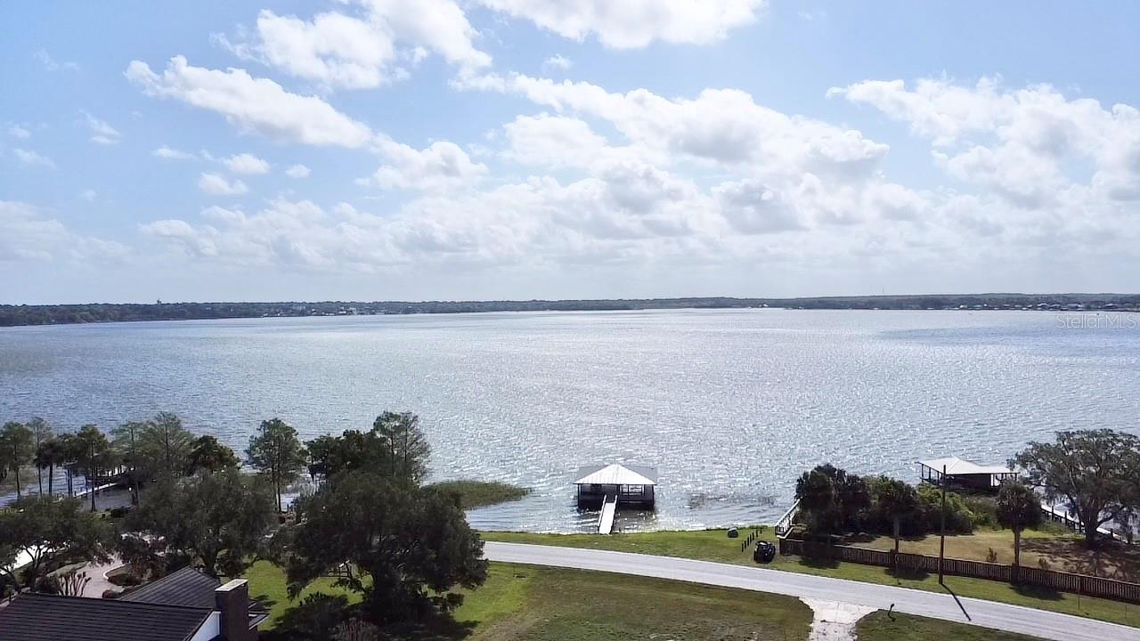 3155 LAKESHORE DR, MOUNT DORA, FL, 32757