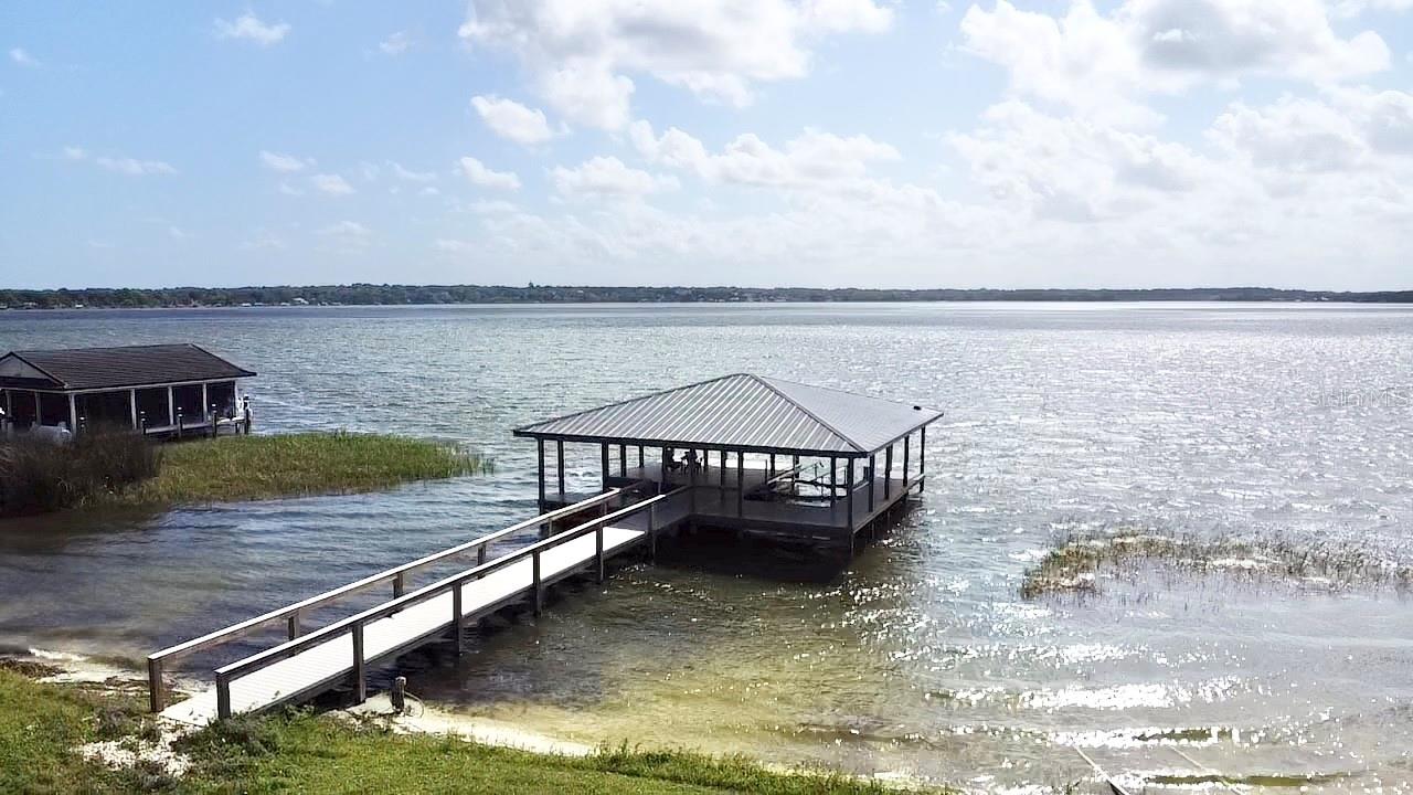 3155 LAKESHORE DR, MOUNT DORA, FL, 32757