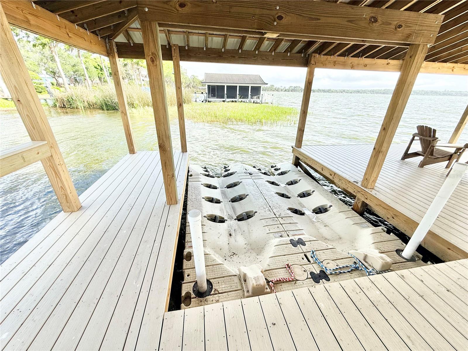 3155 LAKESHORE DR, MOUNT DORA, FL, 32757