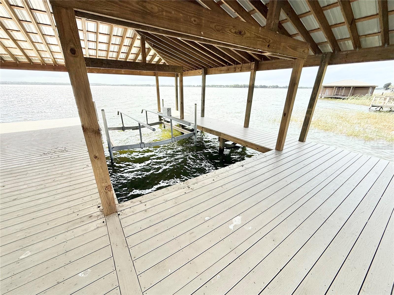 3155 LAKESHORE DR, MOUNT DORA, FL, 32757