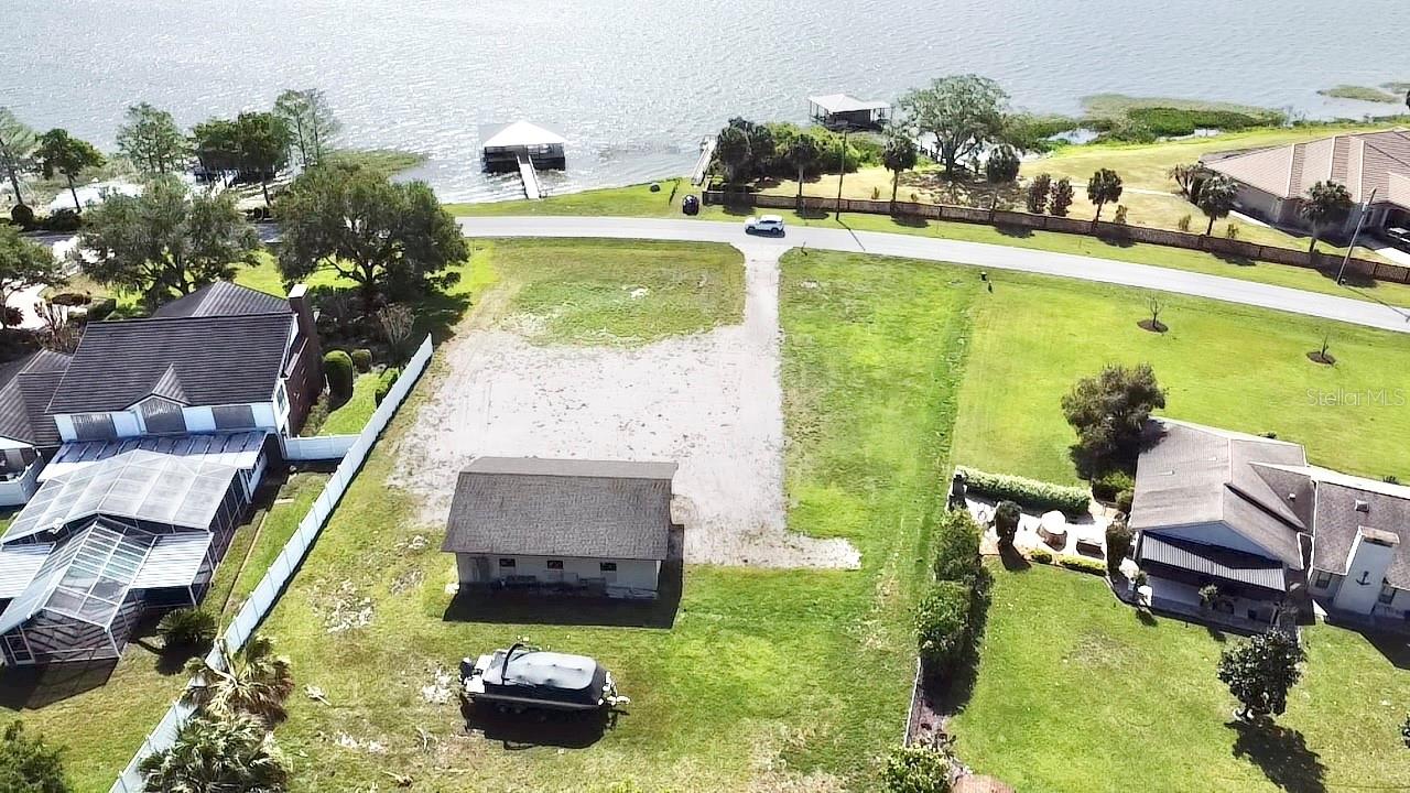3155 LAKESHORE DR, MOUNT DORA, FL, 32757