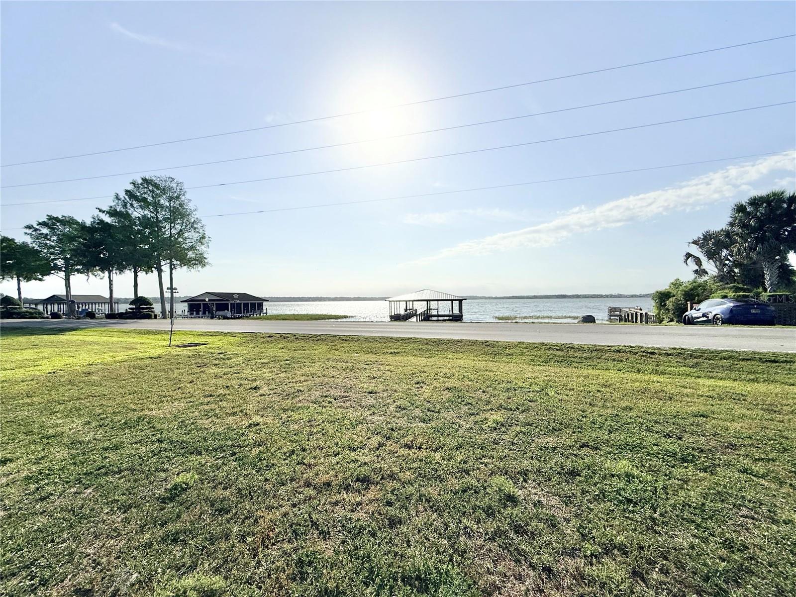 3155 LAKESHORE DR, MOUNT DORA, FL, 32757