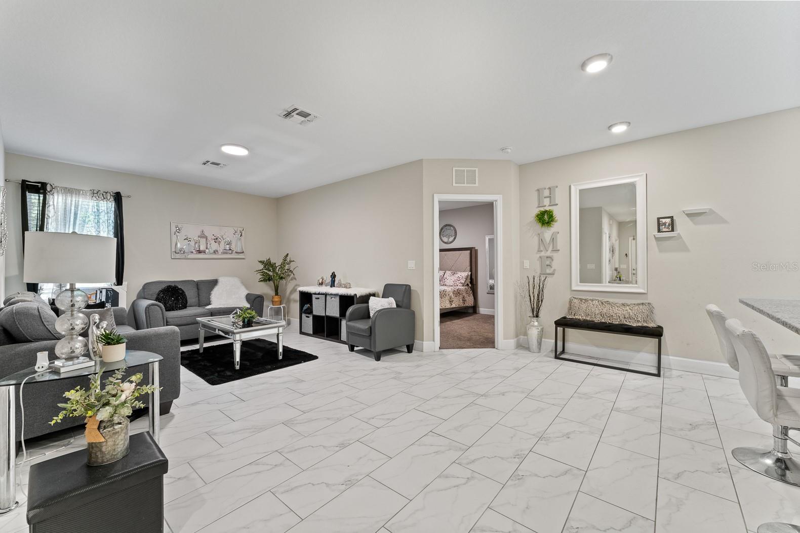 242 E MAIN ST E, HAINES CITY, FL, 33844