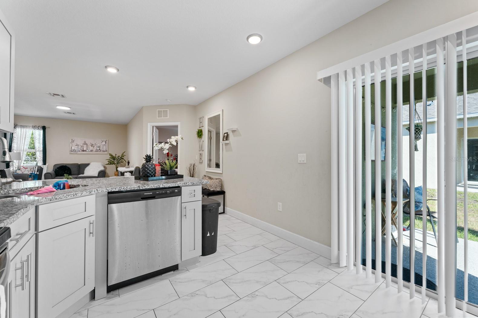 242 E MAIN ST E, HAINES CITY, FL, 33844