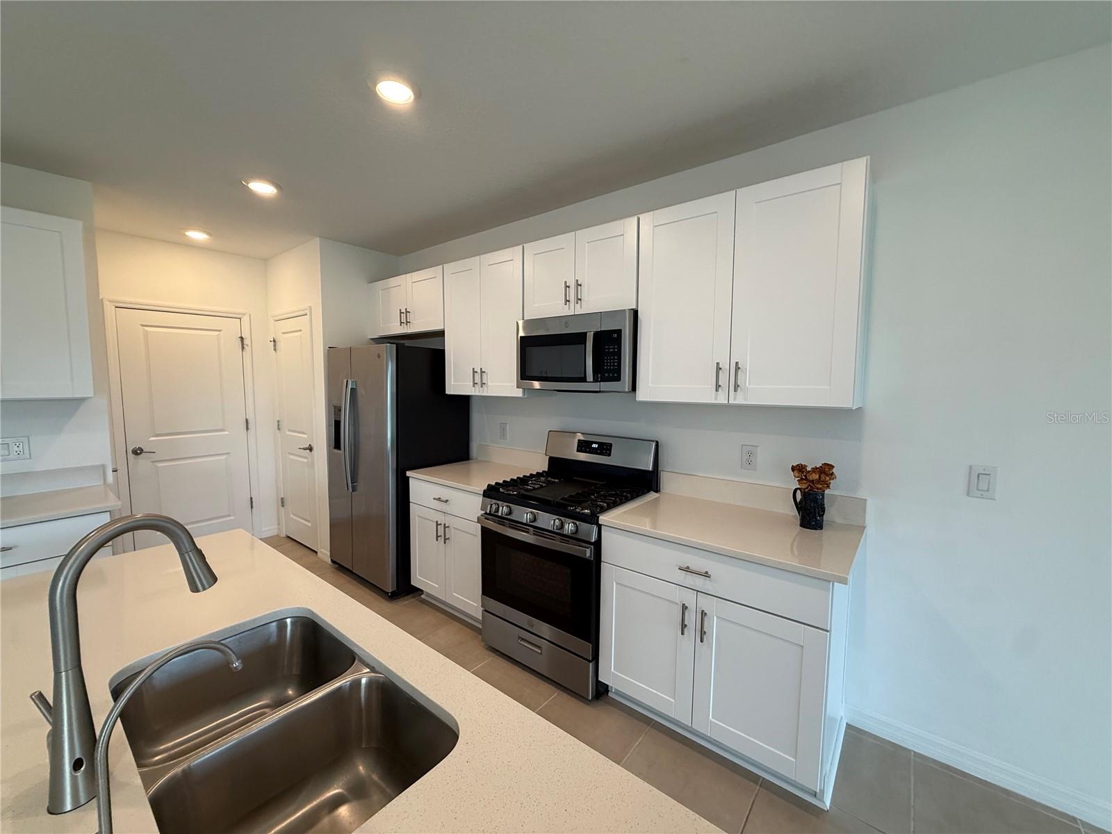 6431 MILESTONE LOOP, PALMETTO, FL, 34221