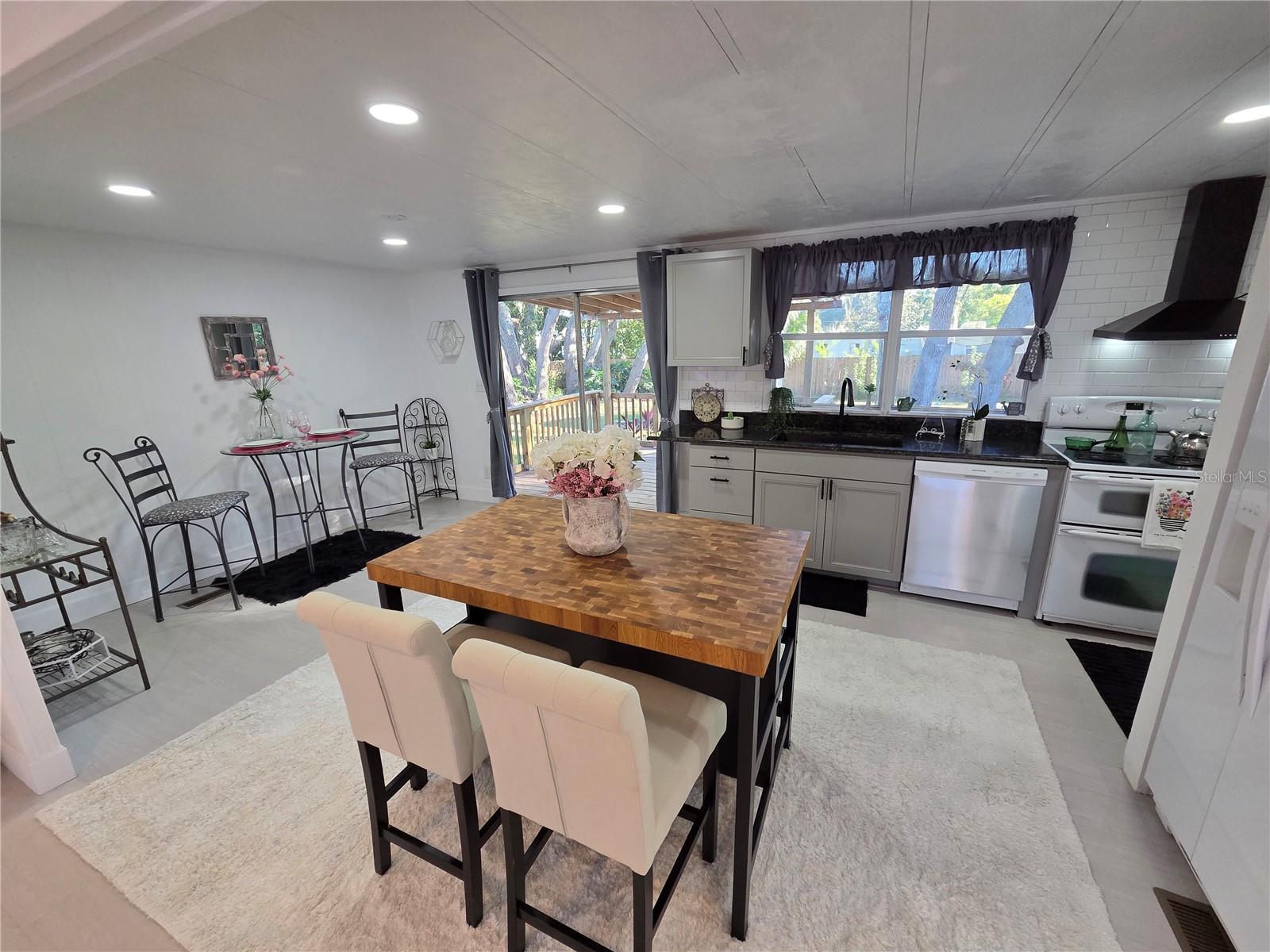 1846 FRUITLAND PARK BLVD, FRUITLAND PARK, FL, 34731