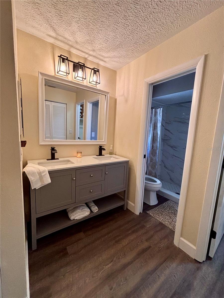 6104 26TH AVE E, BRADENTON, FL, 34208