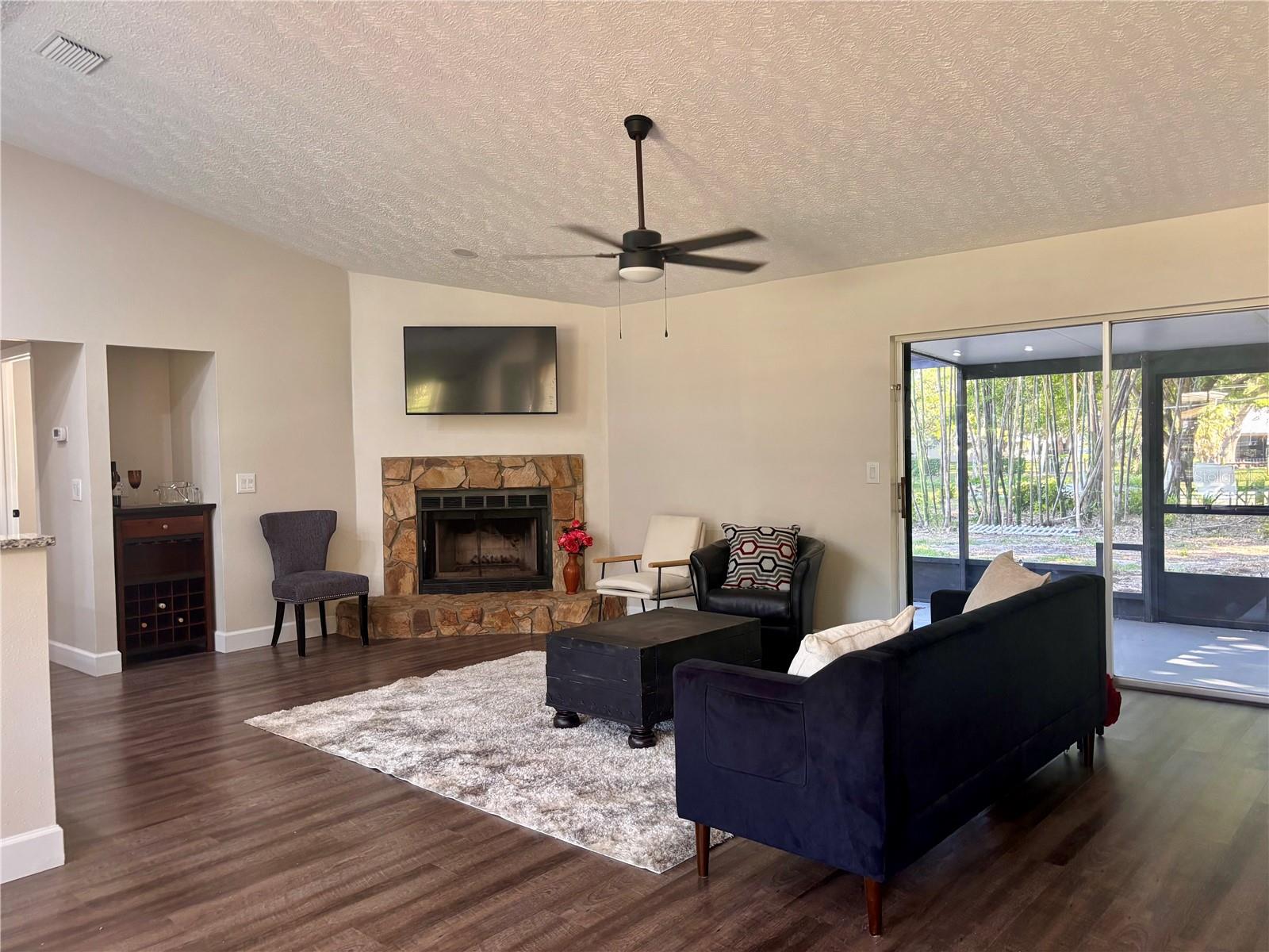 6104 26TH AVE E, BRADENTON, FL, 34208