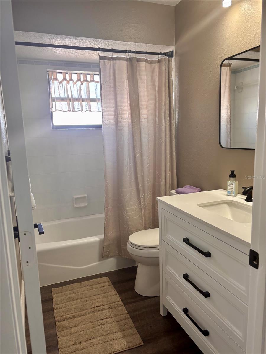 6104 26TH AVE E, BRADENTON, FL, 34208