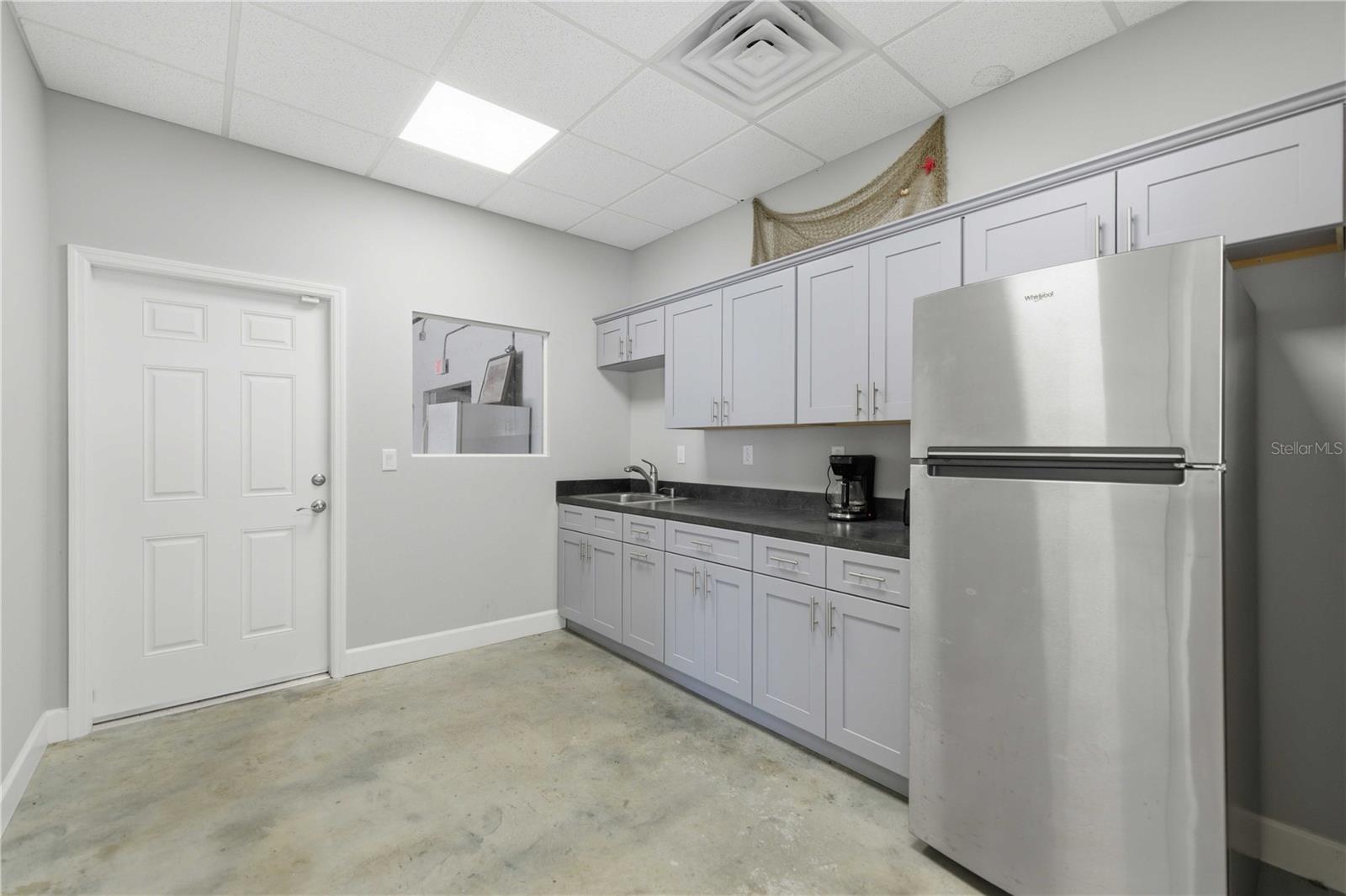 943 NW 17TH AVE, OCALA, FL, 34475