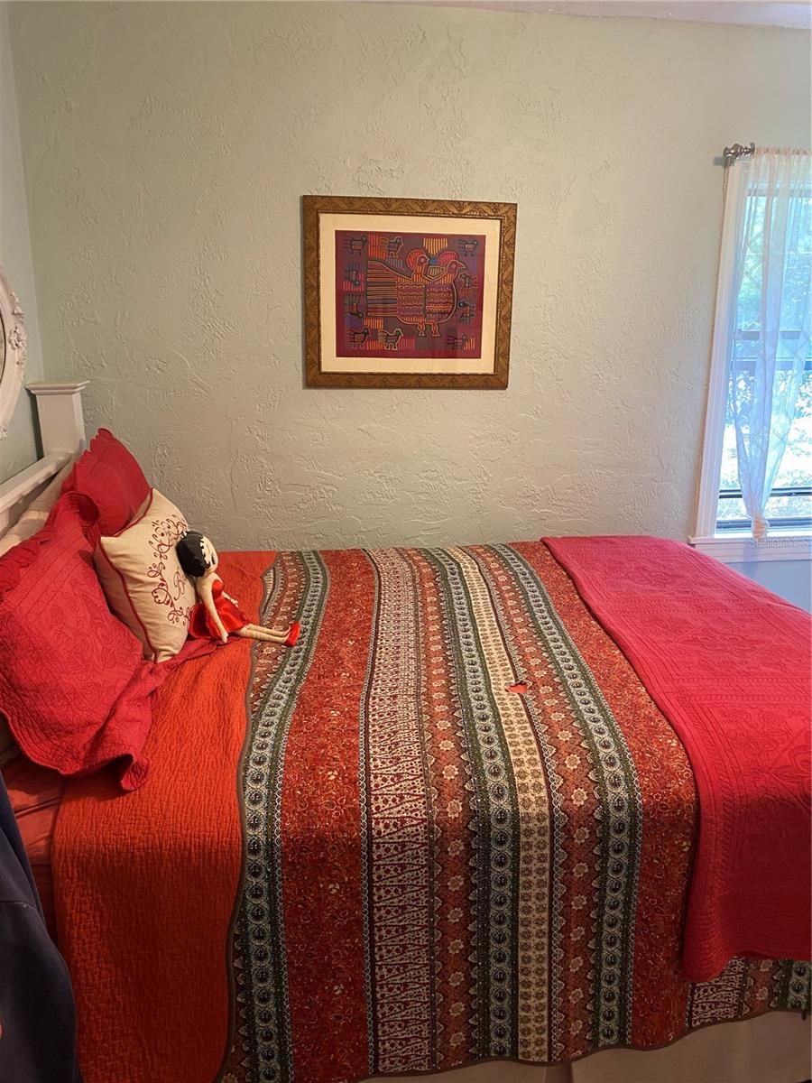 1231 NE 9TH ST W, GAINESVILLE, FL, 32601