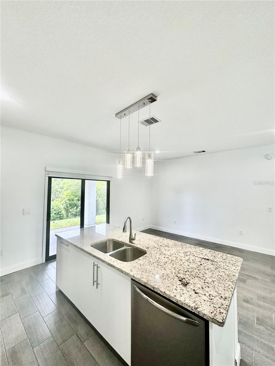 774 W 9TH ST, DELTONA, FL, 32725