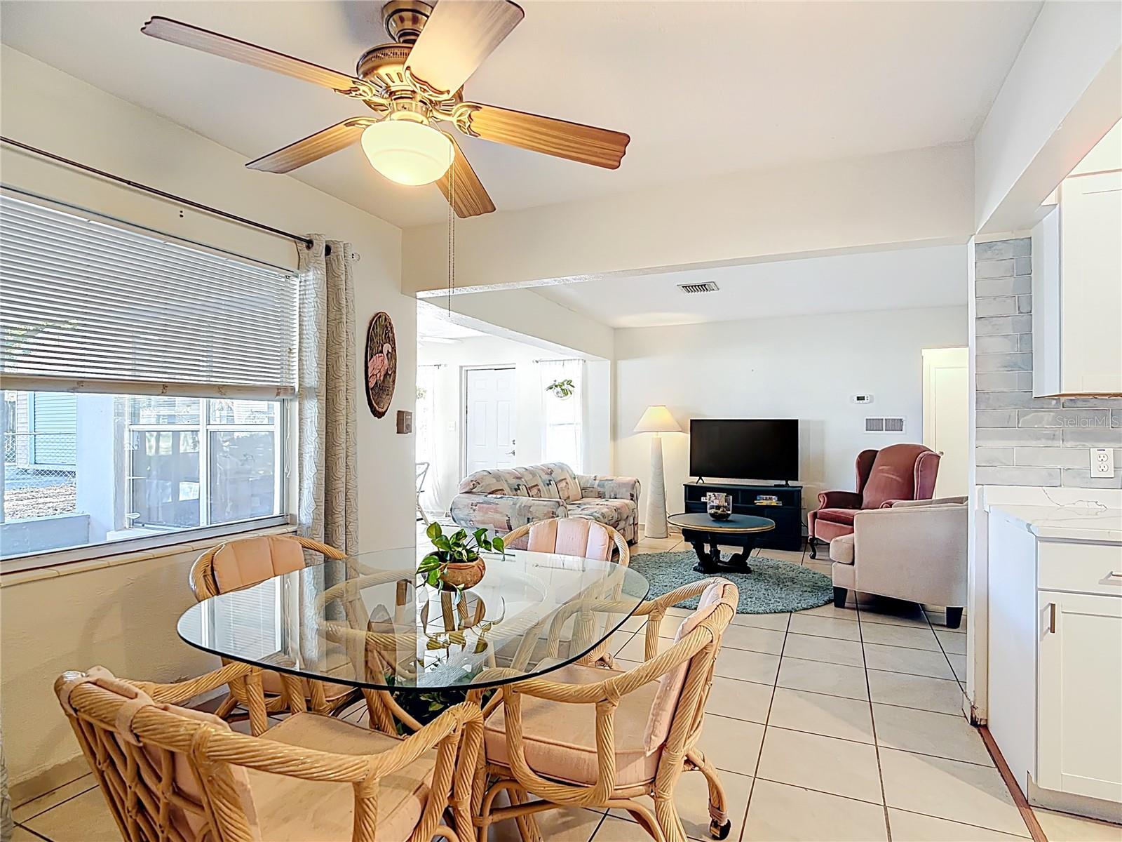 831 HILLSIDE AVE, LAKE WALES, FL, 33853