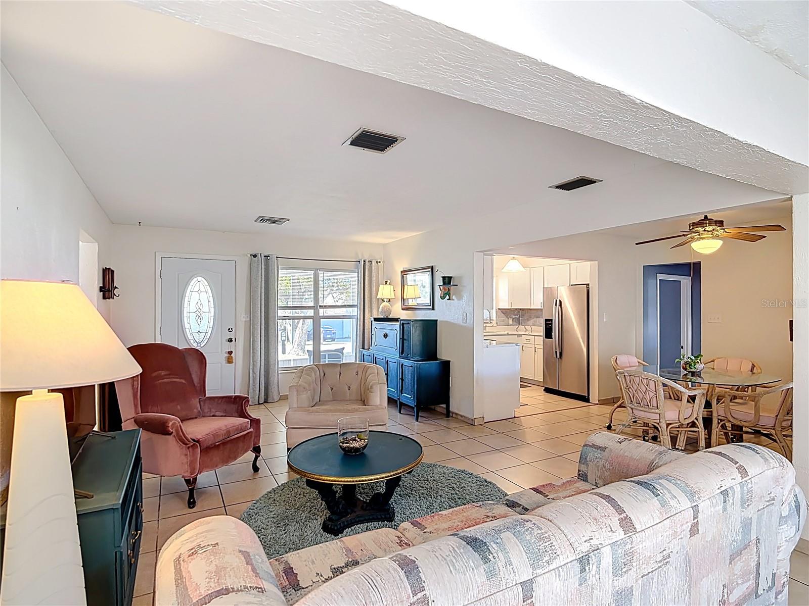 831 HILLSIDE AVE, LAKE WALES, FL, 33853