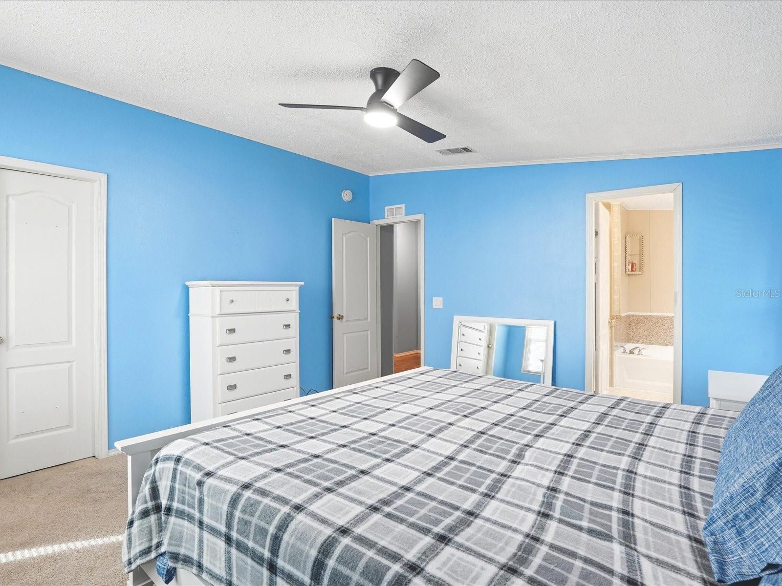 6144 REDWING AVE, ENGLEWOOD, FL, 34224