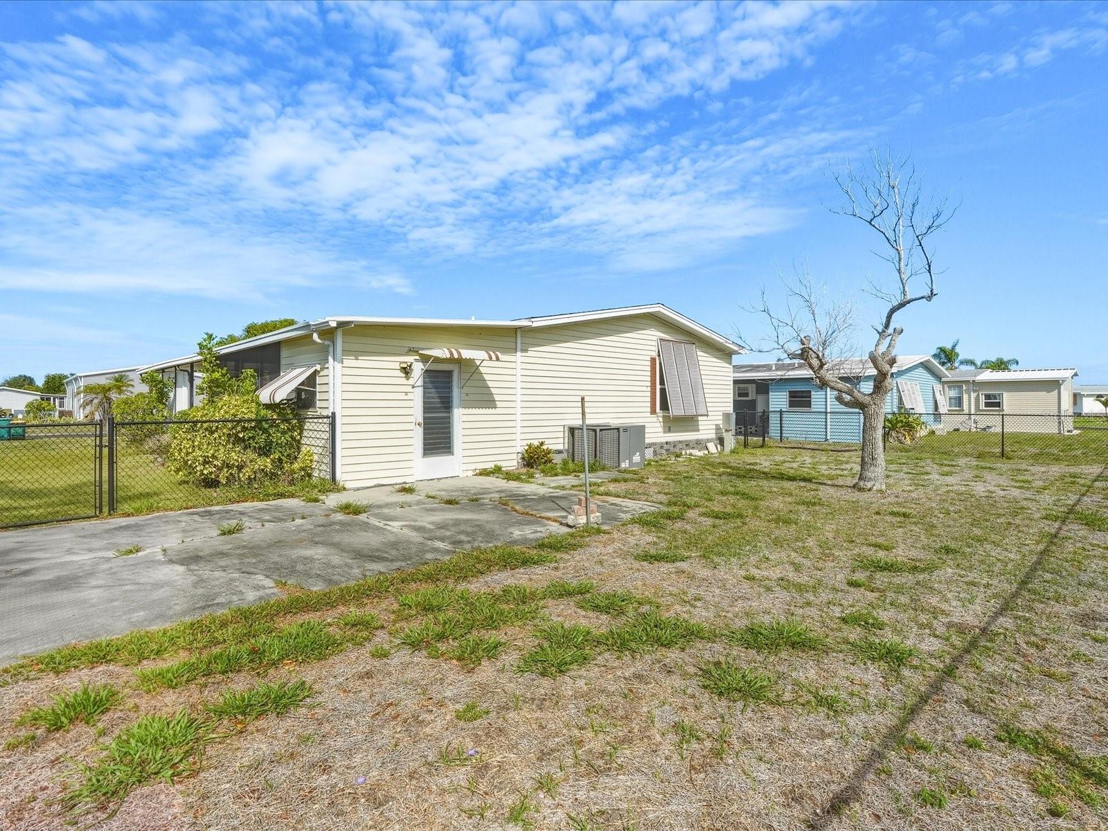 6144 REDWING AVE, ENGLEWOOD, FL, 34224