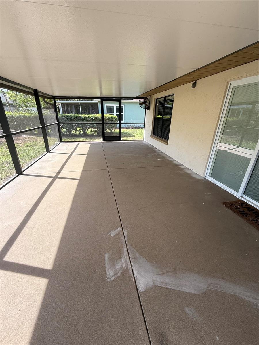 1928 TWISTING LN, WESLEY CHAPEL, FL, 33543