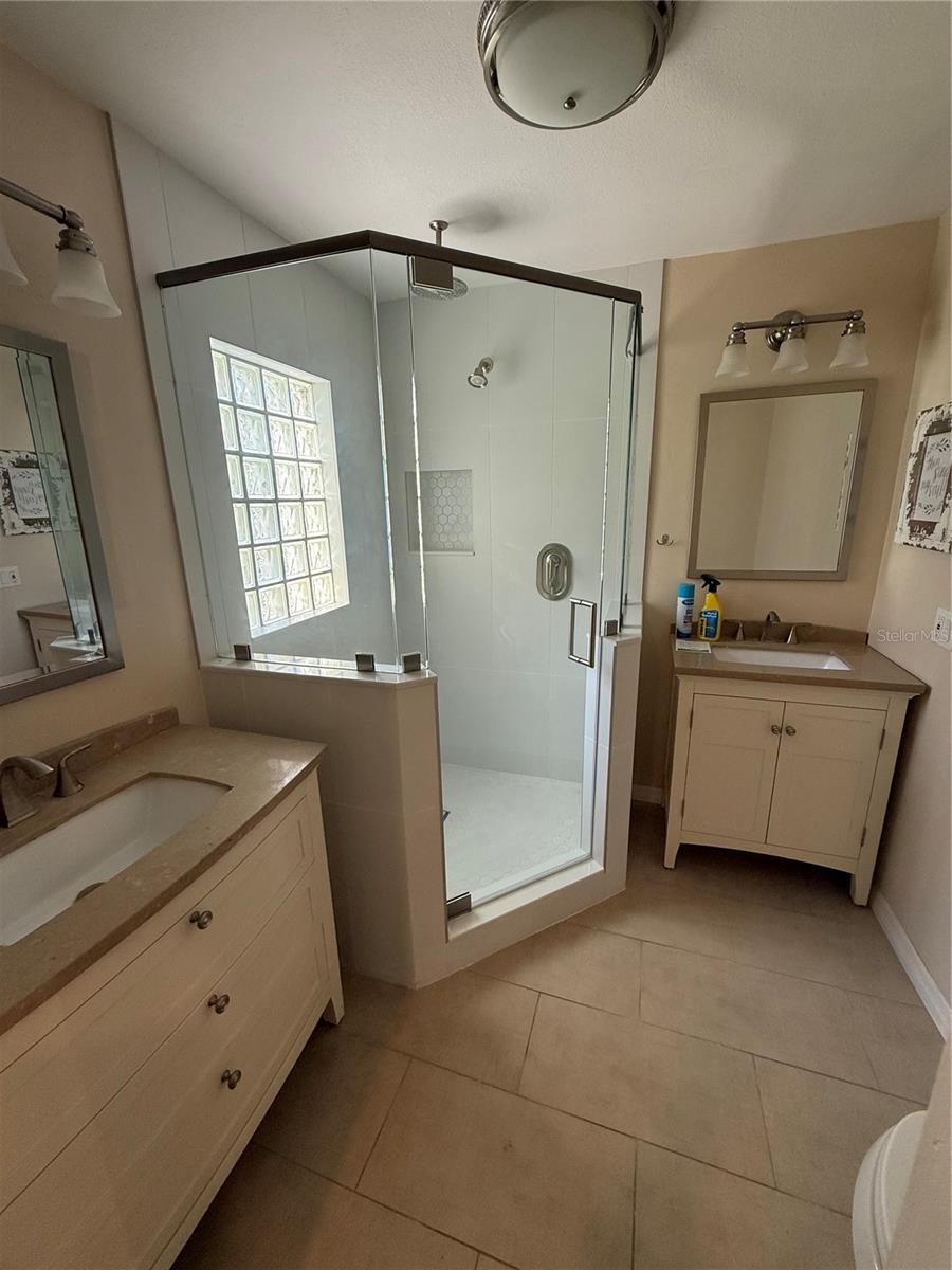 1928 TWISTING LN, WESLEY CHAPEL, FL, 33543