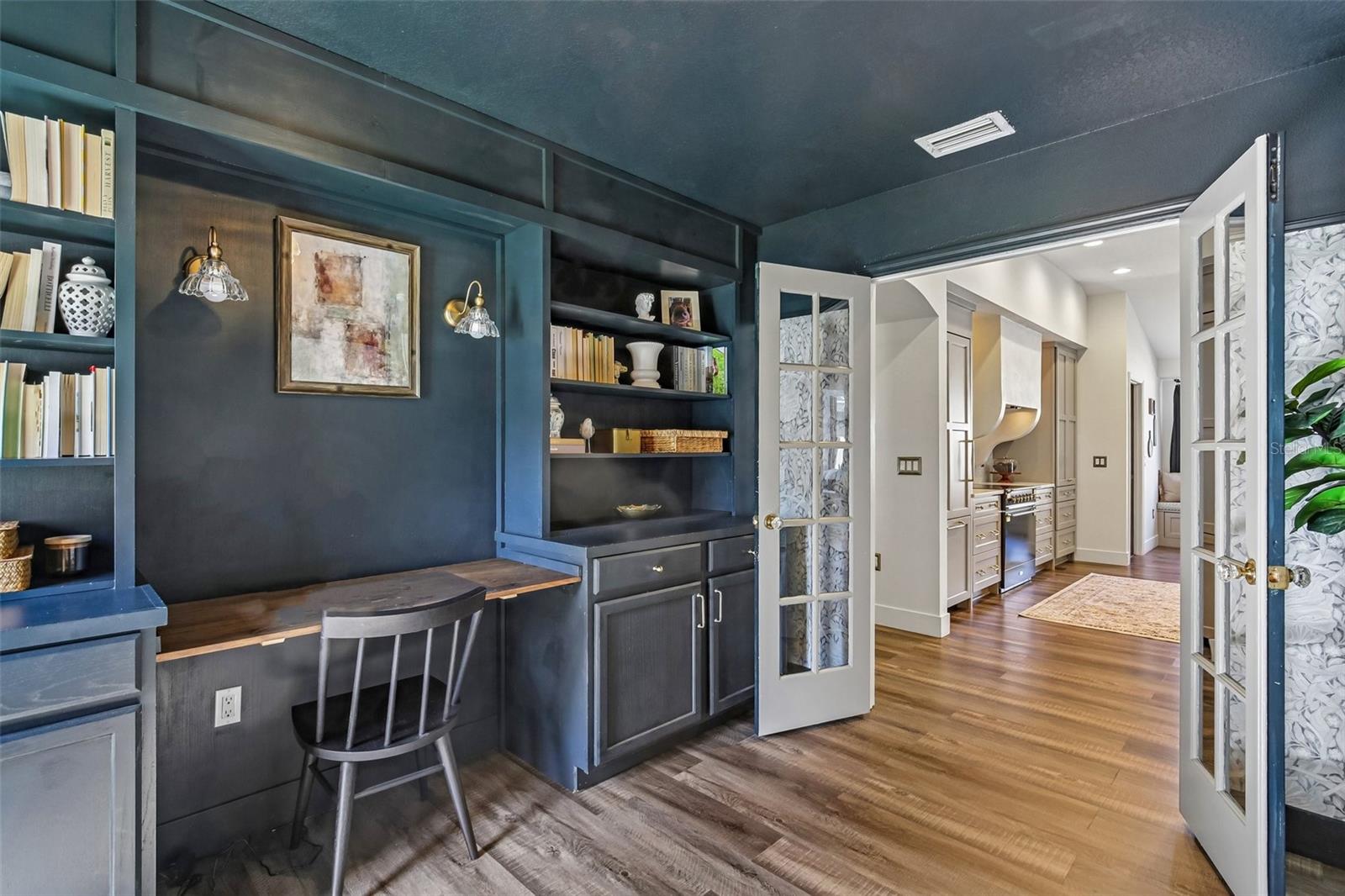 19918 ELLENDALE DR, LAND O LAKES, FL, 34638