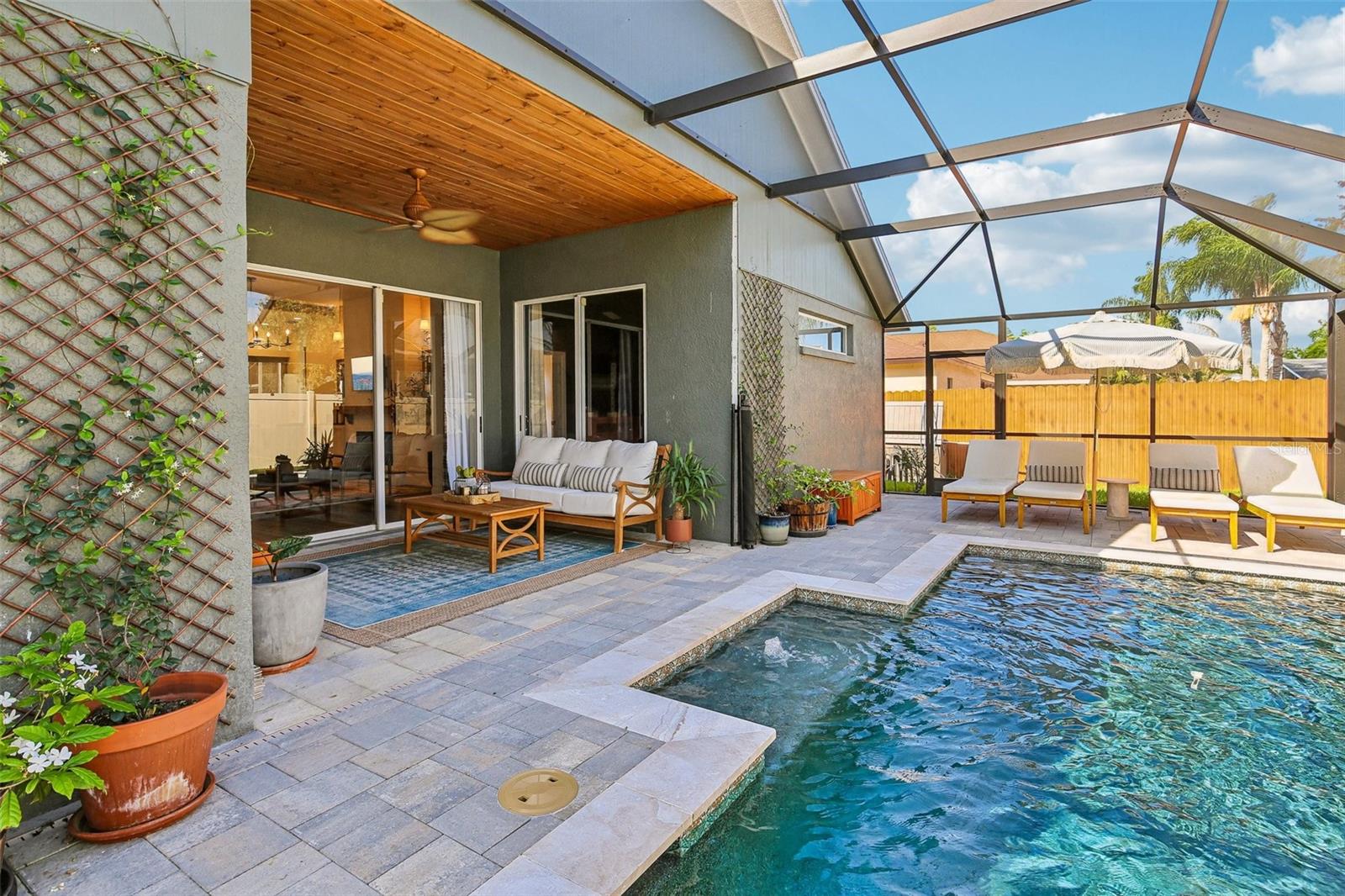 19918 ELLENDALE DR, LAND O LAKES, FL, 34638