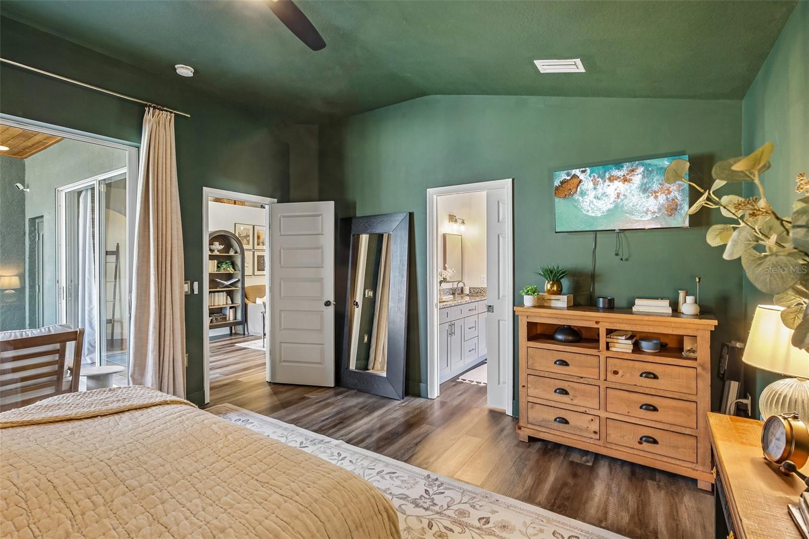 19918 ELLENDALE DR, LAND O LAKES, FL, 34638