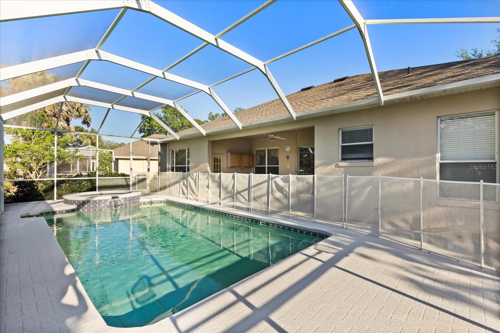 19027 DOVE CREEK DR, TAMPA, FL, 33647