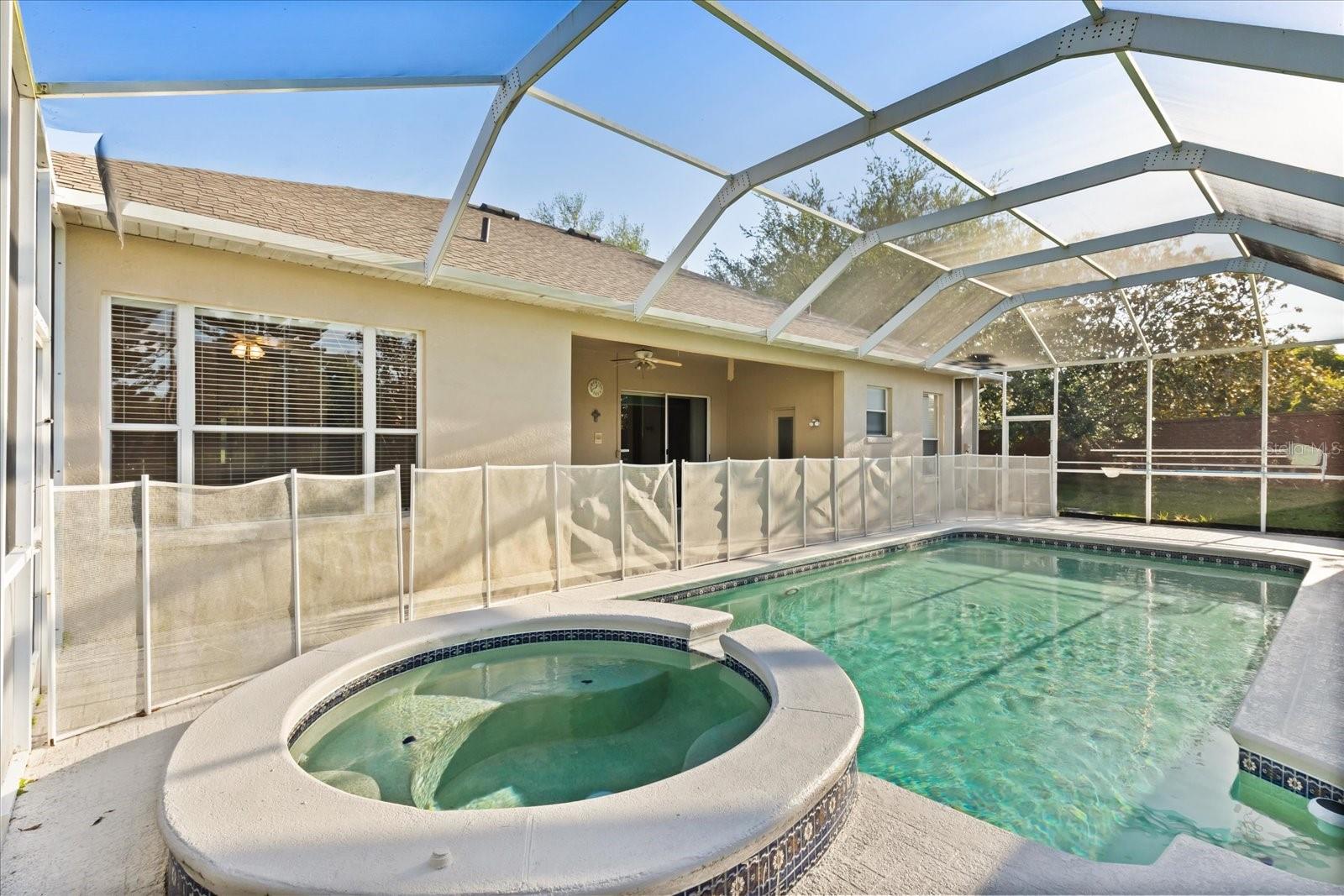 19027 DOVE CREEK DR, TAMPA, FL, 33647