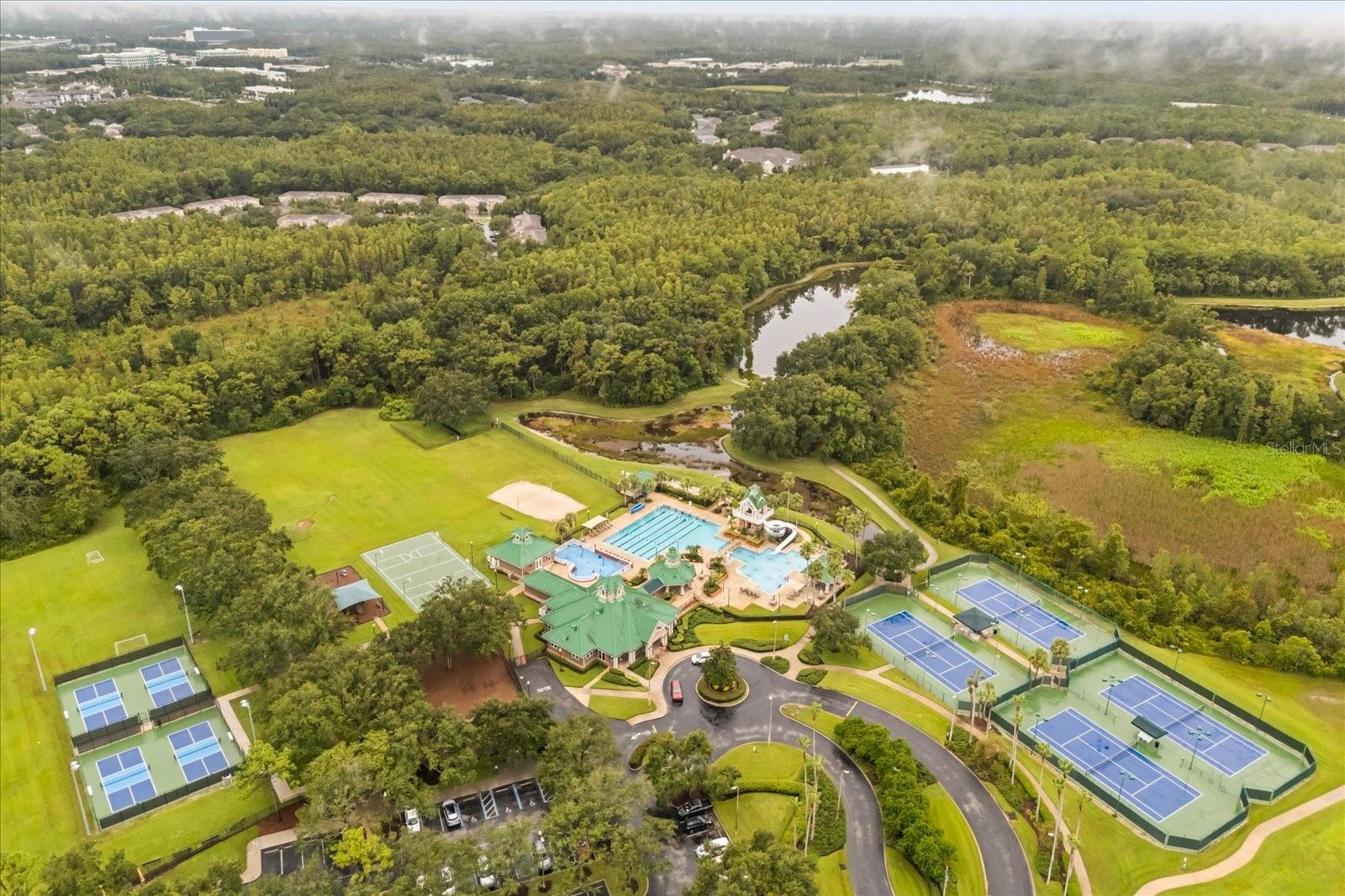 19027 DOVE CREEK DR, TAMPA, FL, 33647