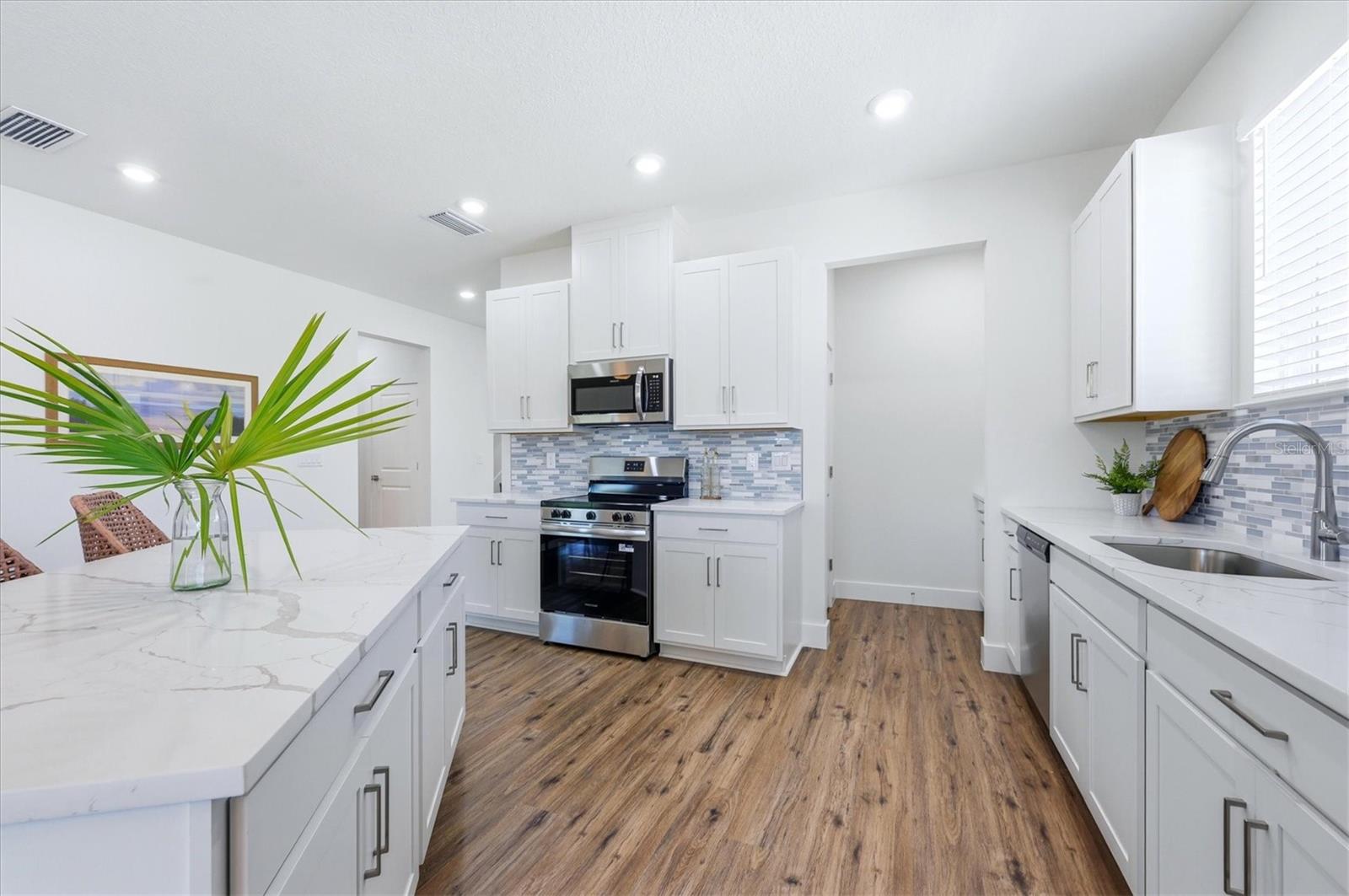 12387 MINOT AVE, PORT CHARLOTTE, FL, 33981