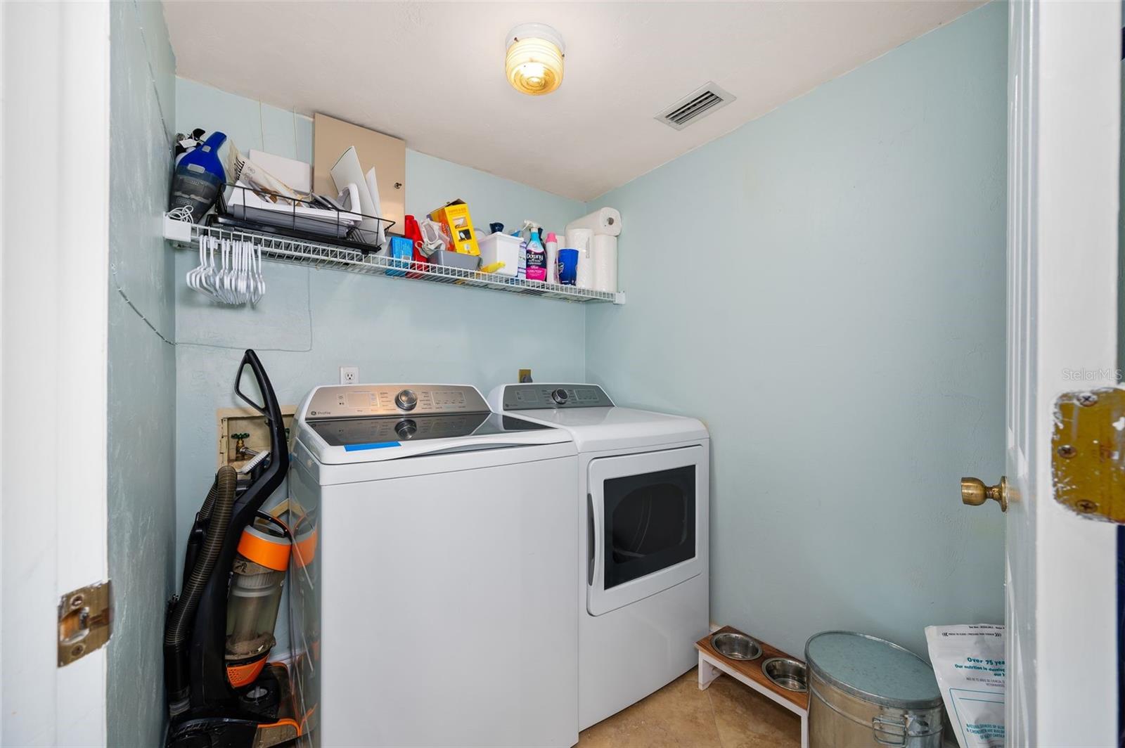 2327 NW 41ST AVE, GAINESVILLE, FL, 32605