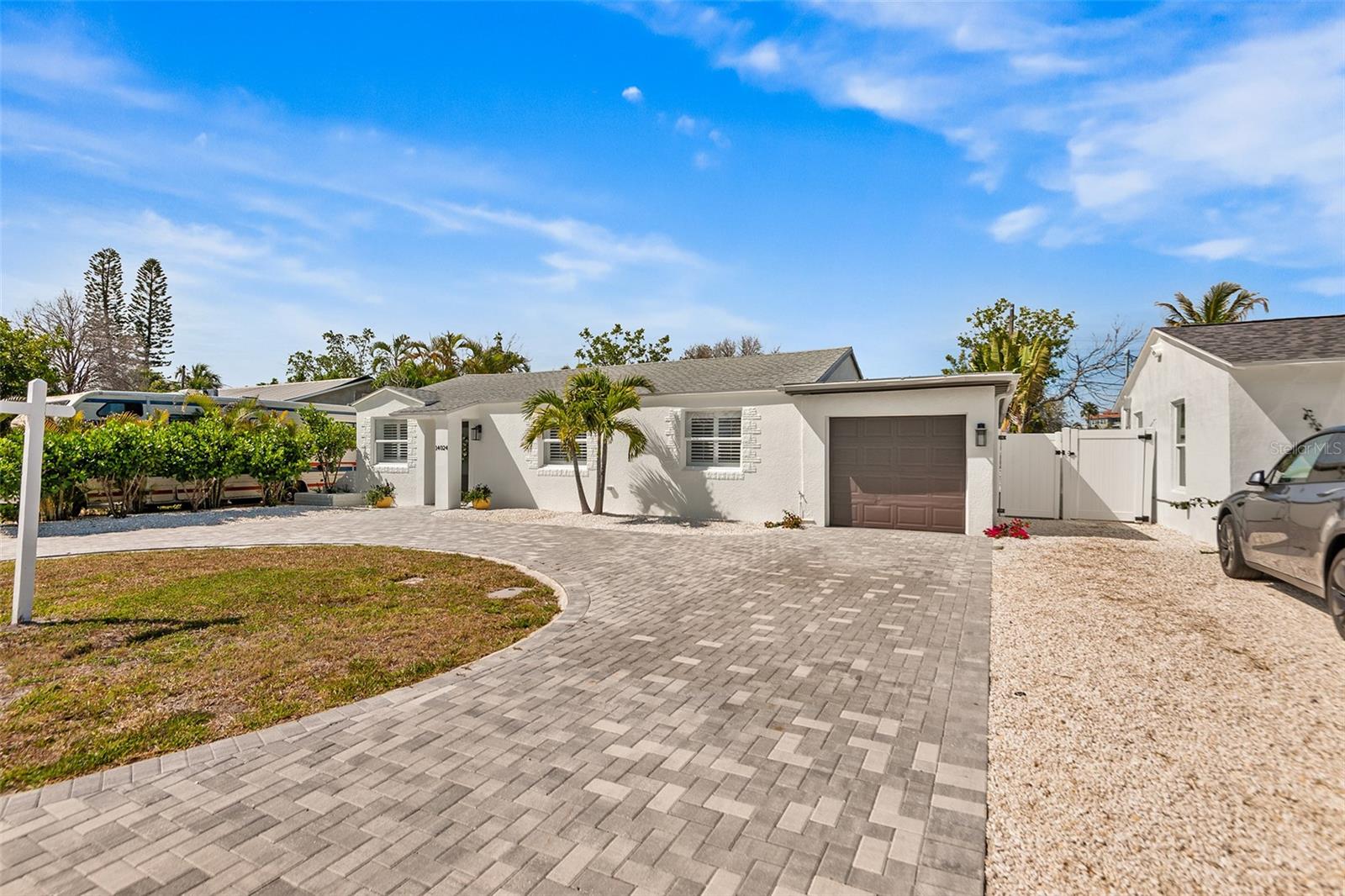 14024 N BAYSHORE DR, MADEIRA BEACH, FL, 33708