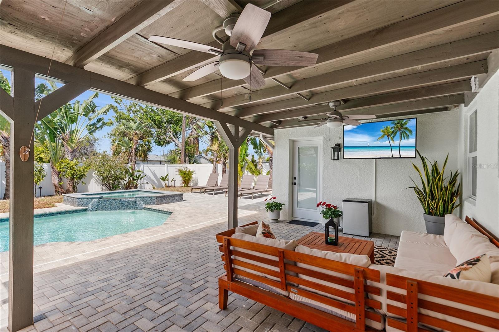 14024 N BAYSHORE DR, MADEIRA BEACH, FL, 33708