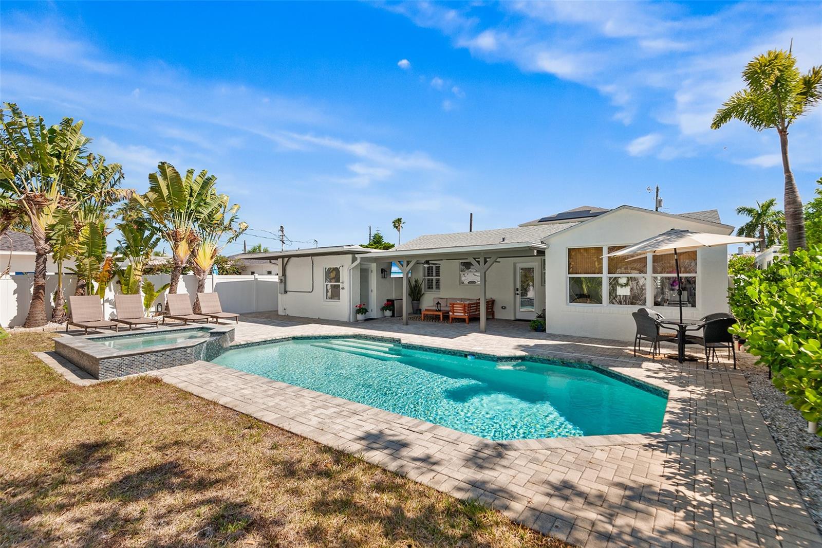 14024 N BAYSHORE DR, MADEIRA BEACH, FL, 33708