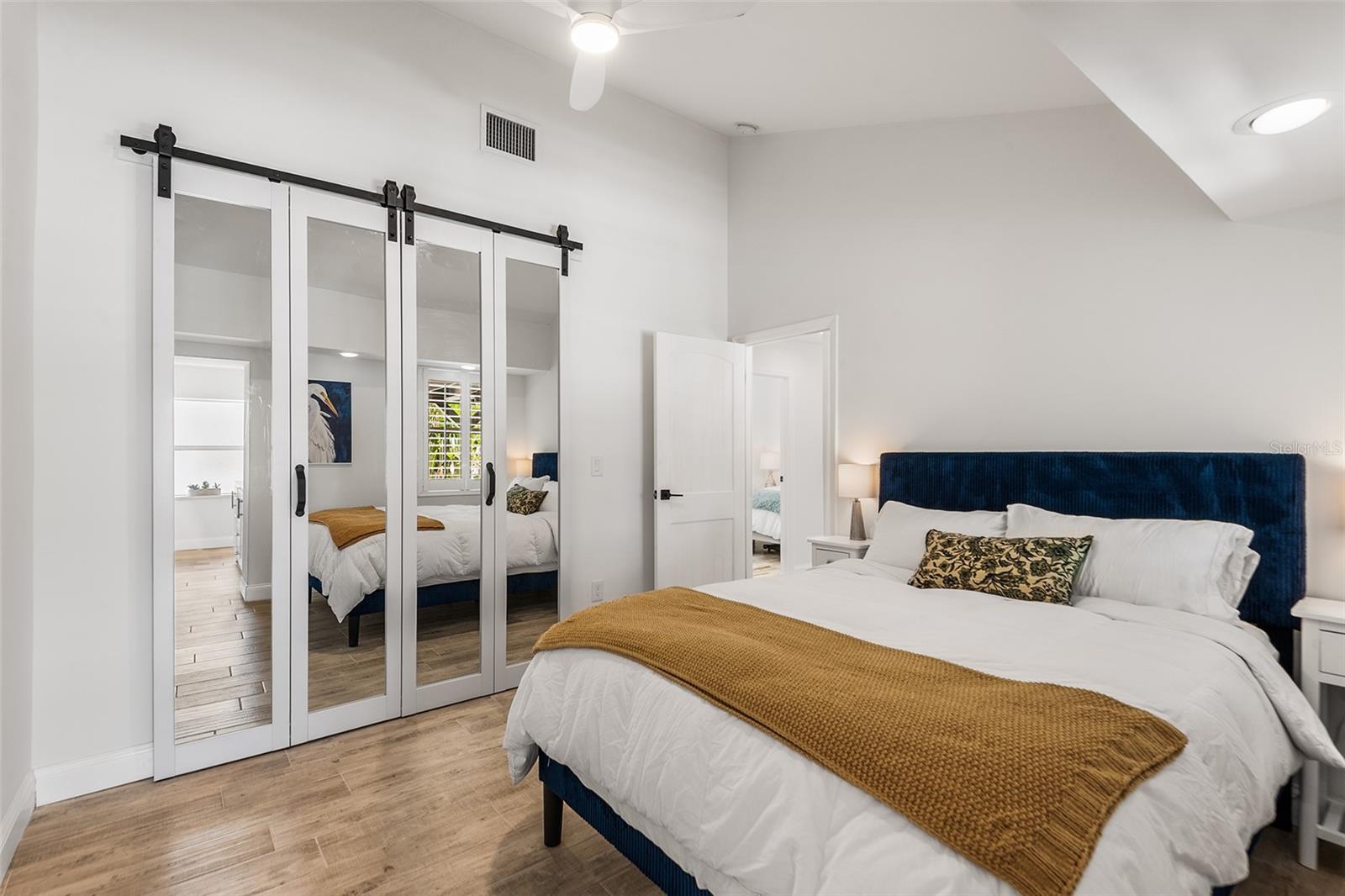 14024 N BAYSHORE DR, MADEIRA BEACH, FL, 33708