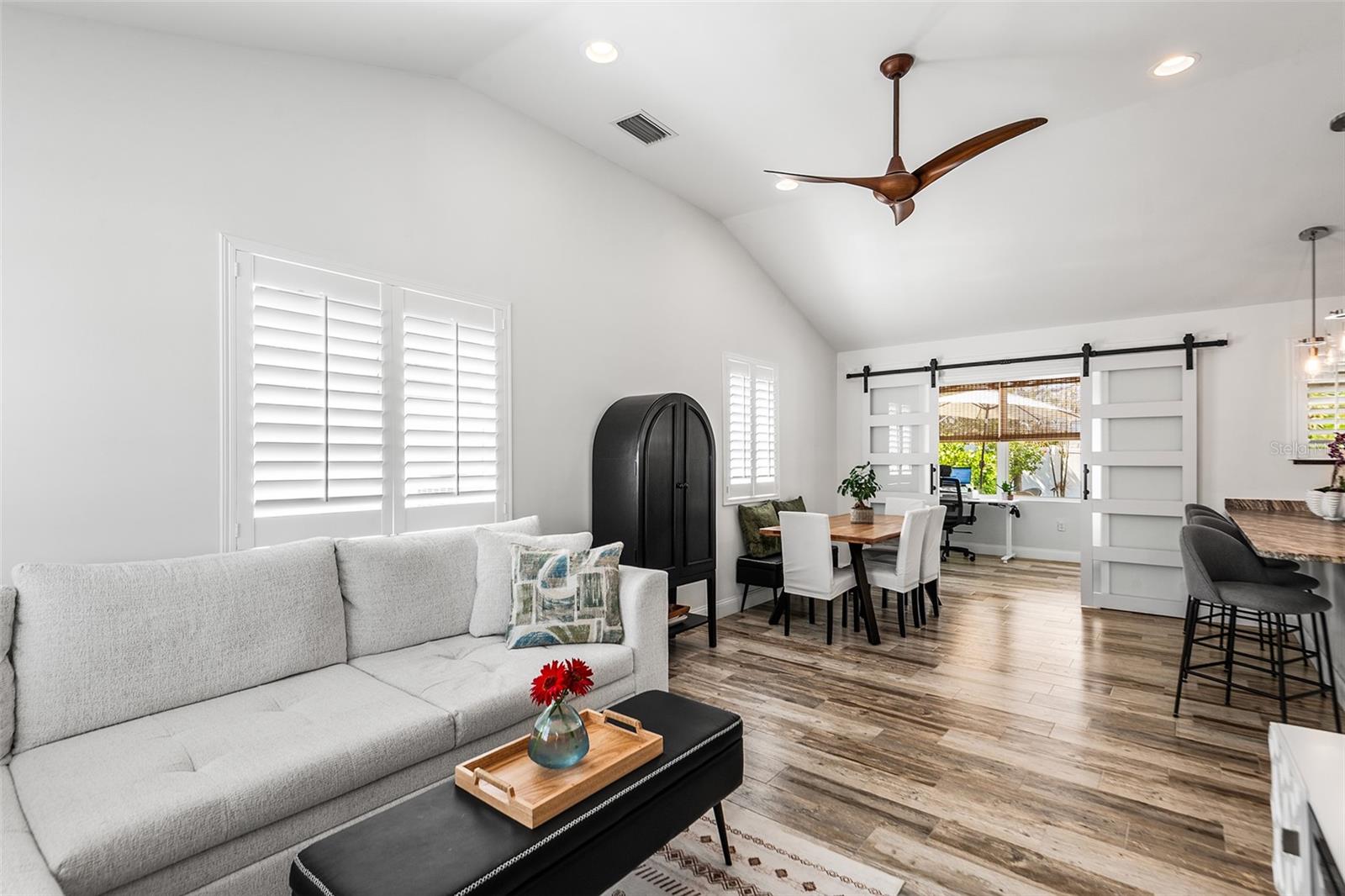 14024 N BAYSHORE DR, MADEIRA BEACH, FL, 33708