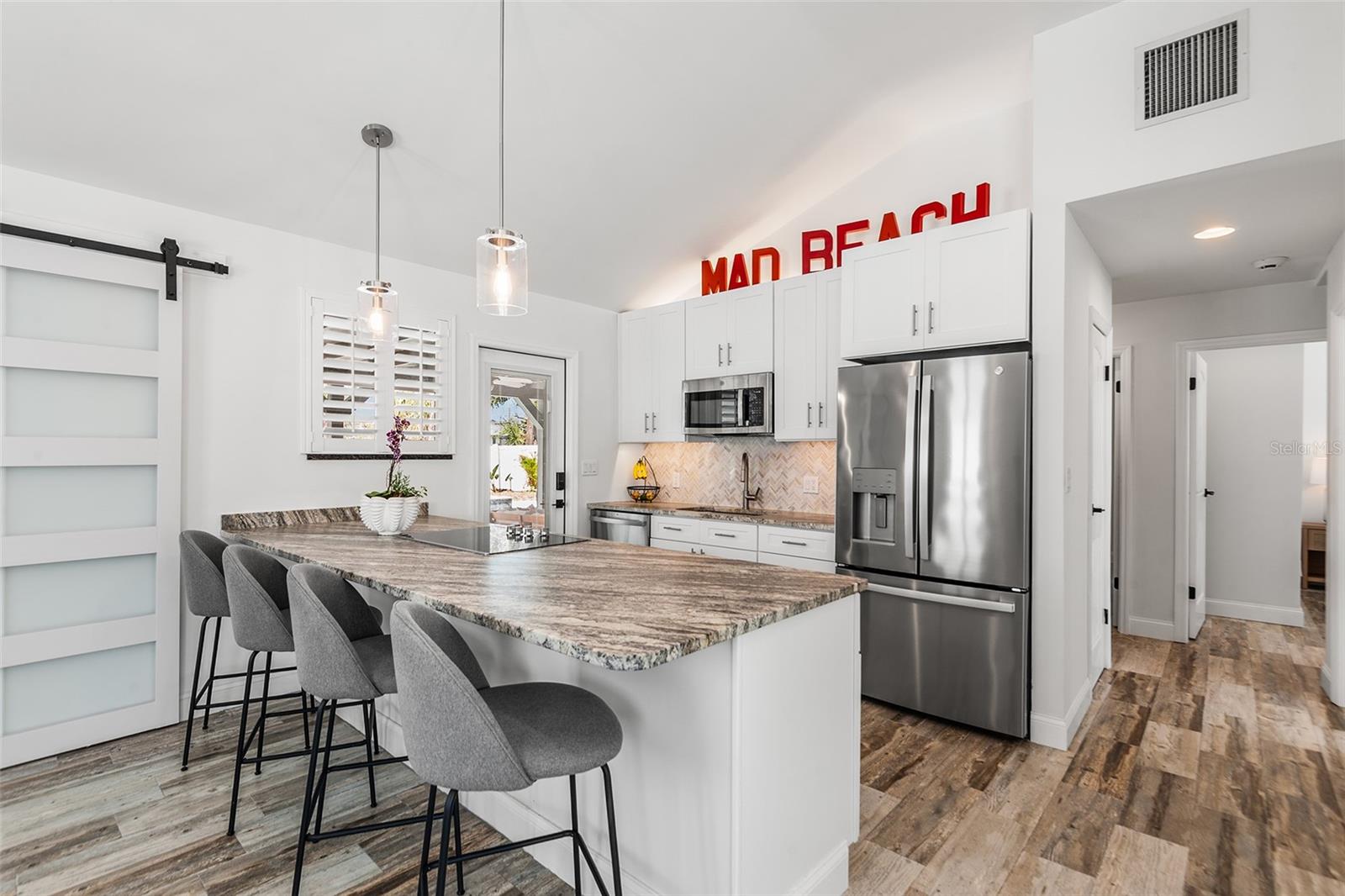 14024 N BAYSHORE DR, MADEIRA BEACH, FL, 33708