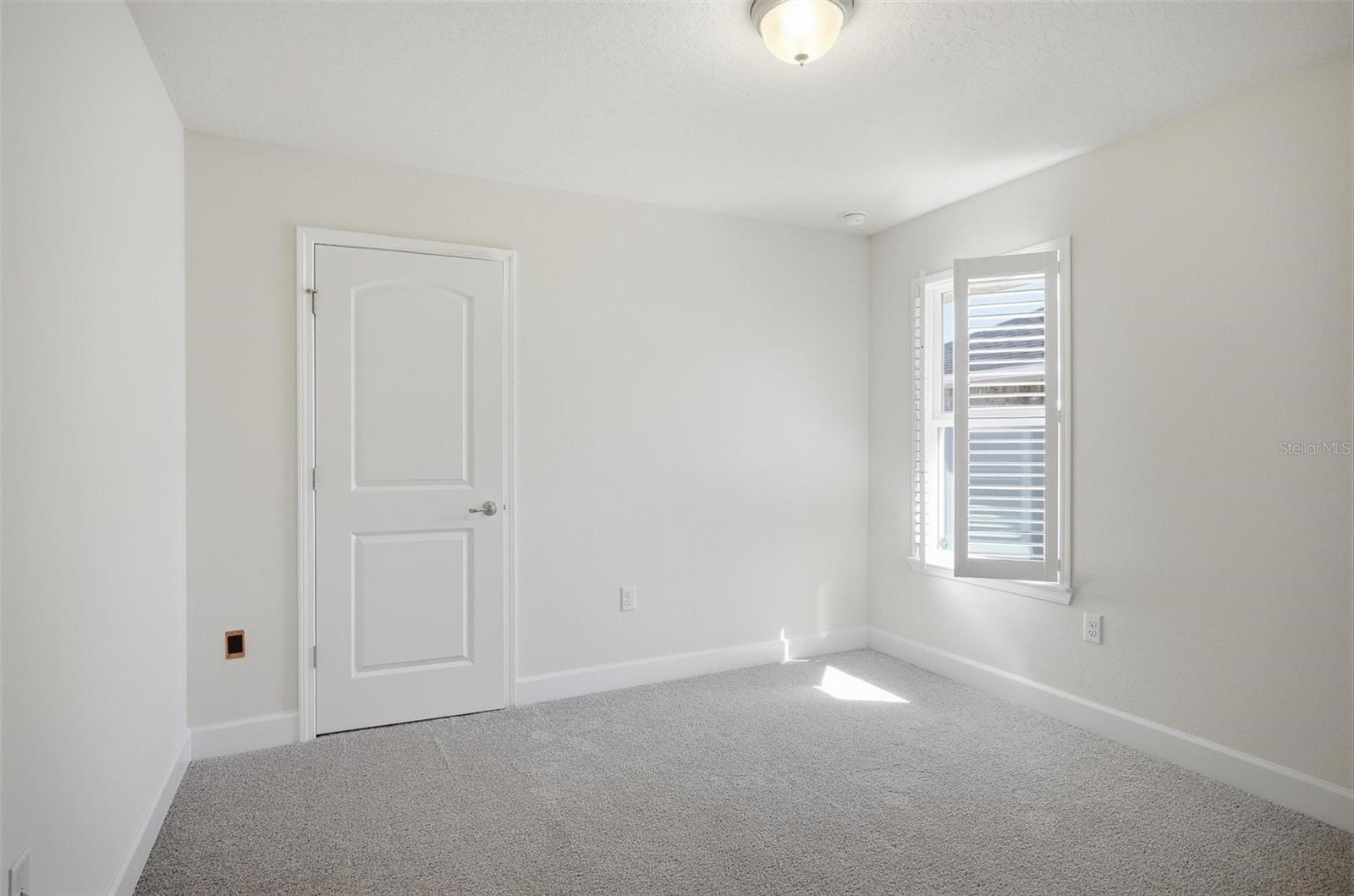 18 EAGLE LAKE DR, FLAGLER BEACH, FL, 32136