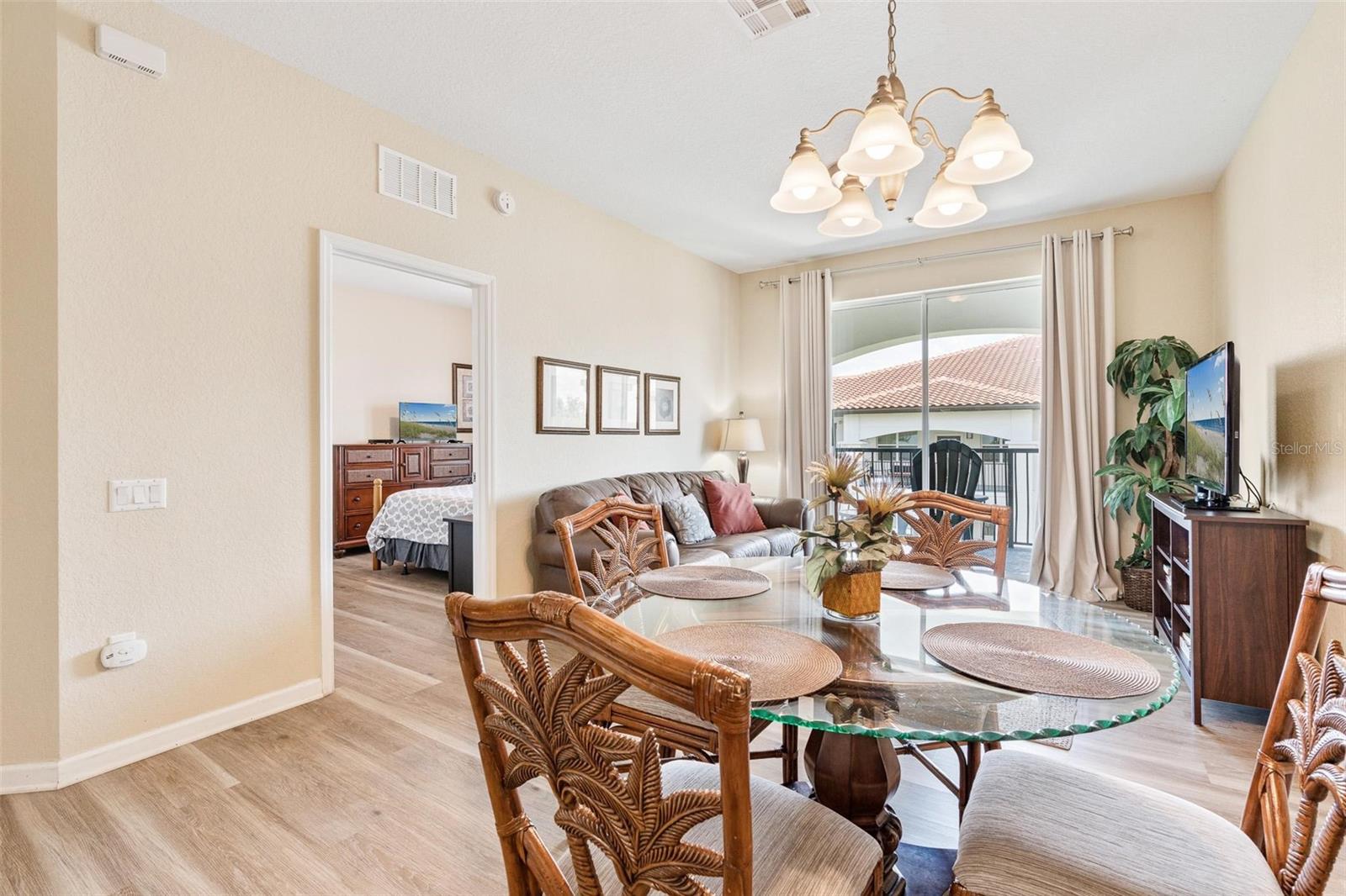 4024 BREAKVIEW DR #402, ORLANDO, FL, 32819