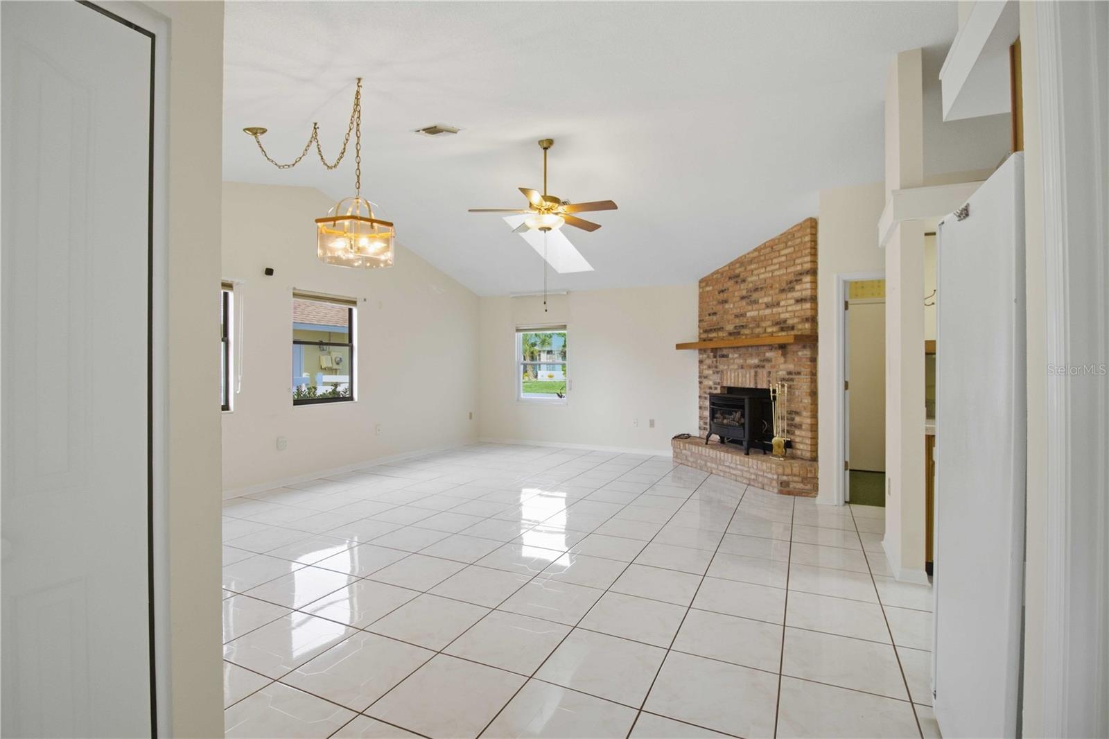 5705 39TH STREET CIR E, BRADENTON, FL, 34203