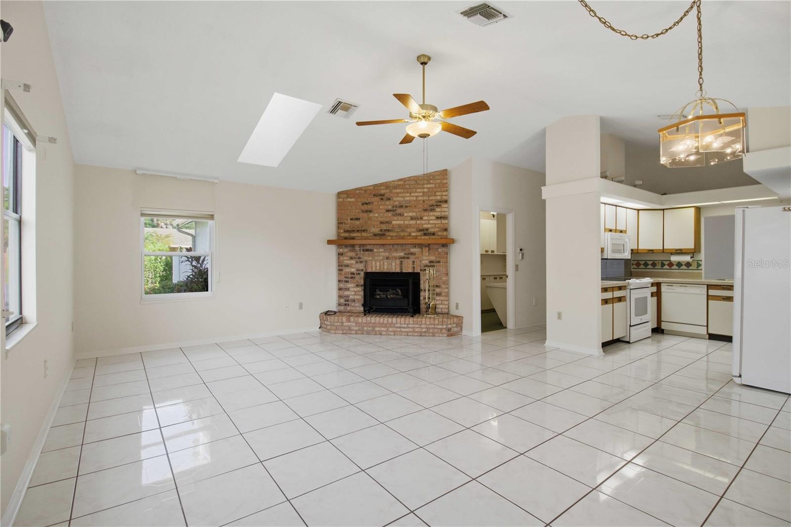 5705 39TH STREET CIR E, BRADENTON, FL, 34203