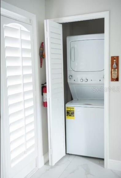 6420 CANARY ST, SARASOTA, FL, 34241