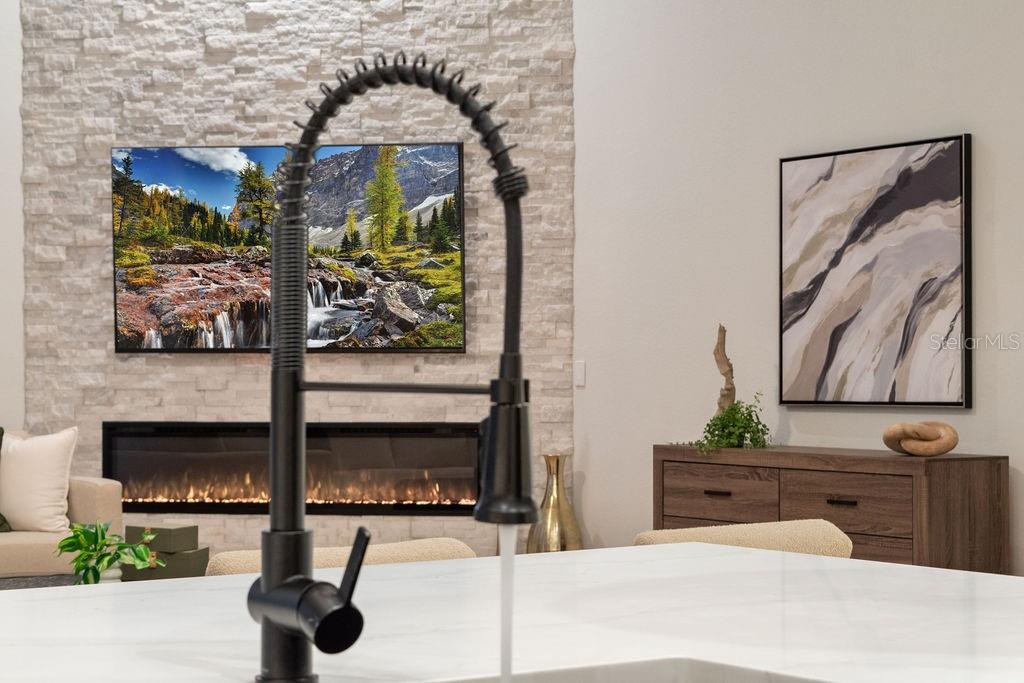 3868 HUNTERS ISLE DR, ORLANDO, FL, 32837