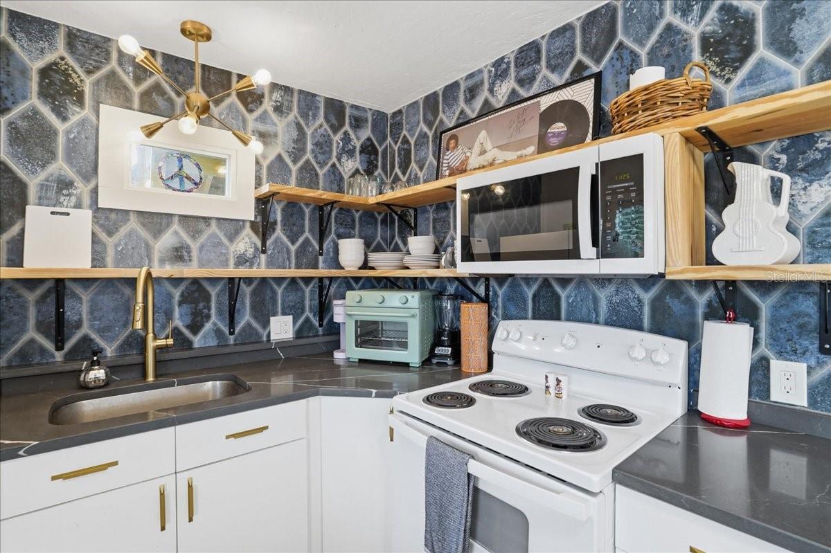 130 86TH TER, TREASURE ISLAND, FL, 33706