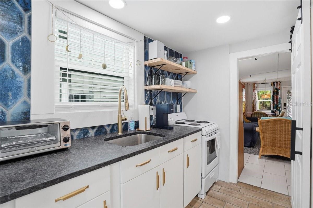 130 86TH TER, TREASURE ISLAND, FL, 33706