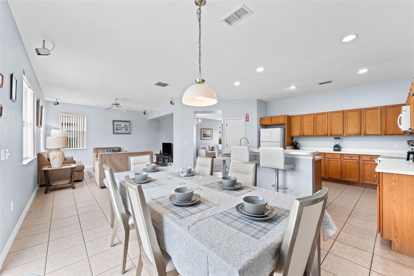 213 WILLOW VIEW DR, DAVENPORT, FL, 33896