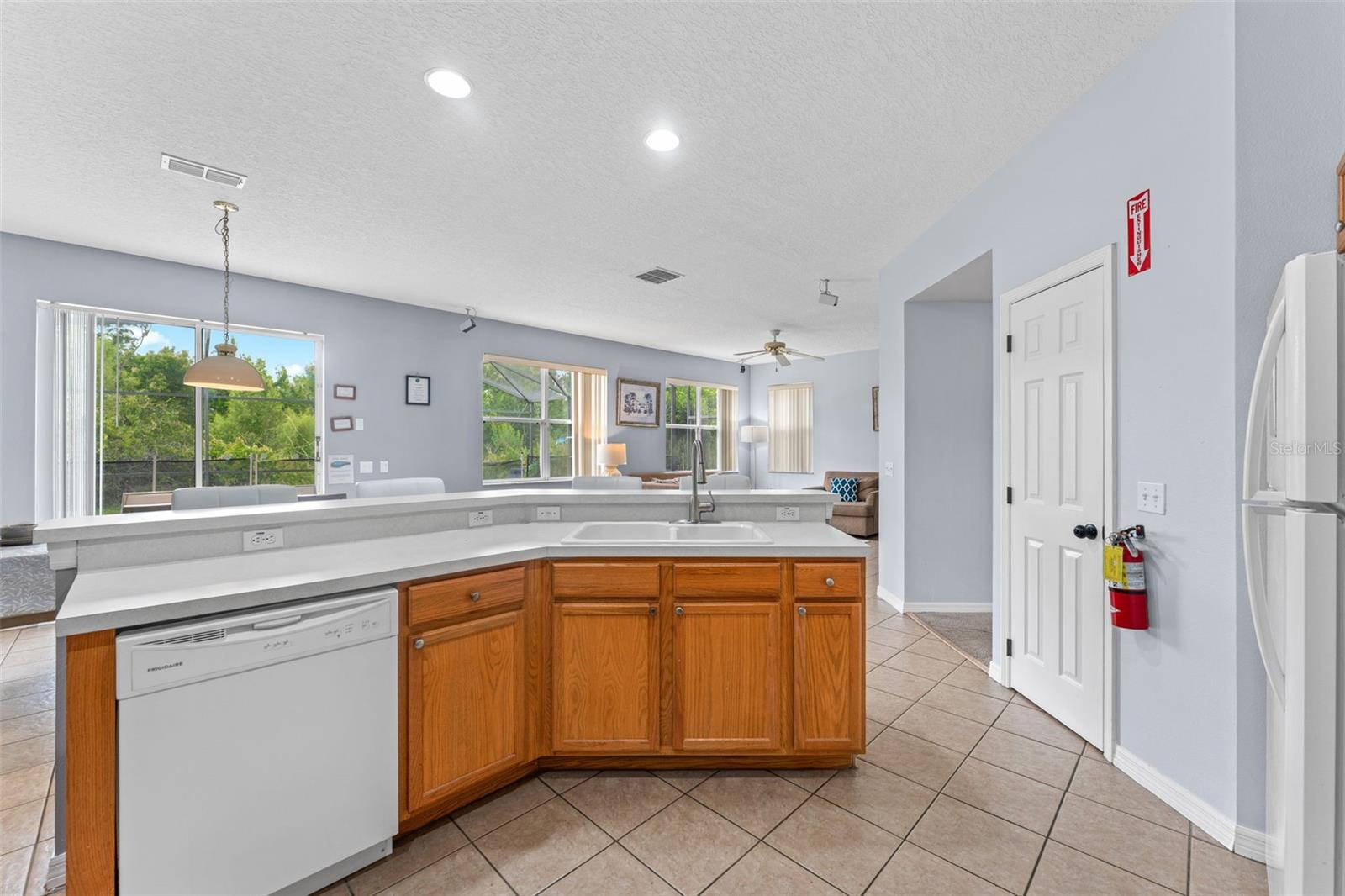 213 WILLOW VIEW DR, DAVENPORT, FL, 33896