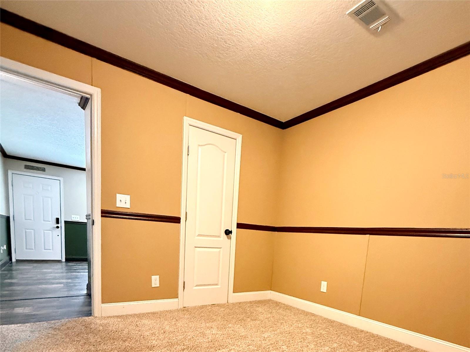 9711 SE HIGHWAY 464C, OCKLAWAHA, FL, 32179