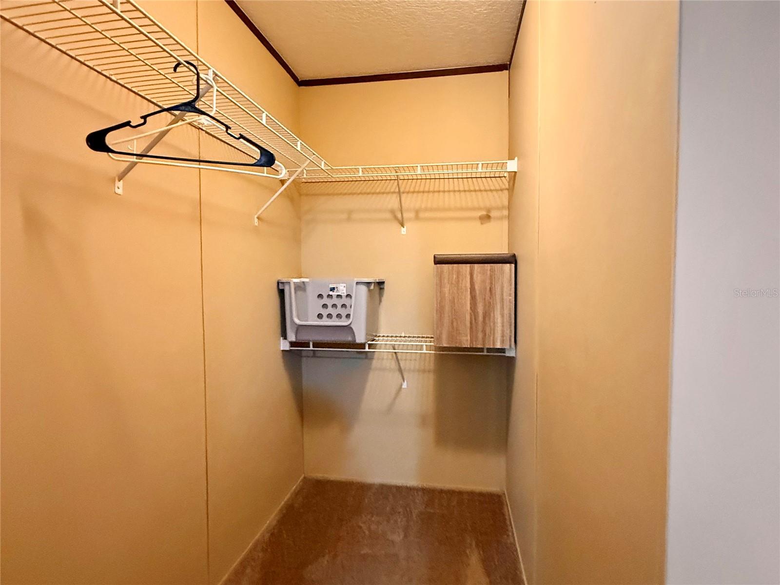 9711 SE HIGHWAY 464C, OCKLAWAHA, FL, 32179