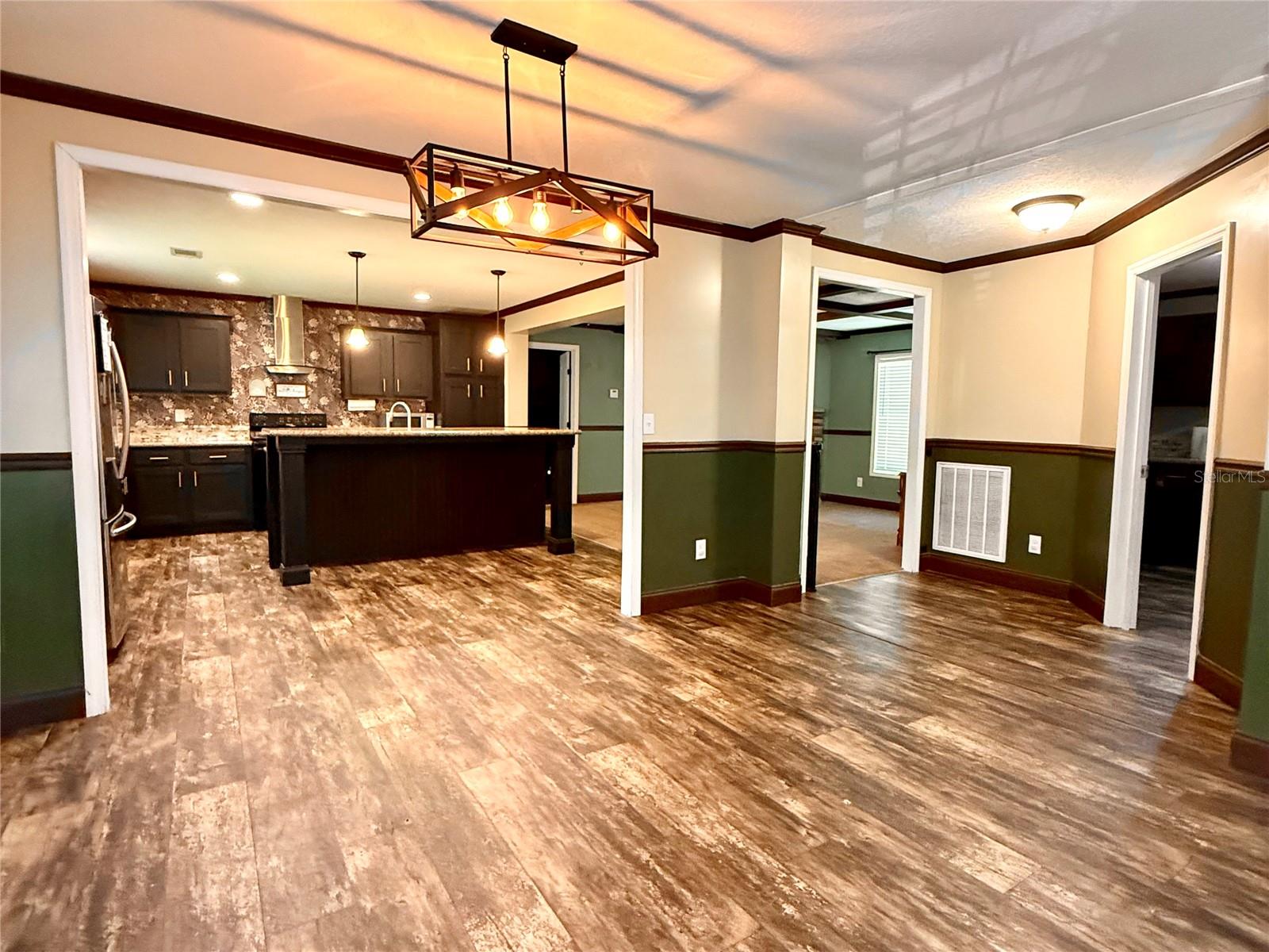 9711 SE HIGHWAY 464C, OCKLAWAHA, FL, 32179