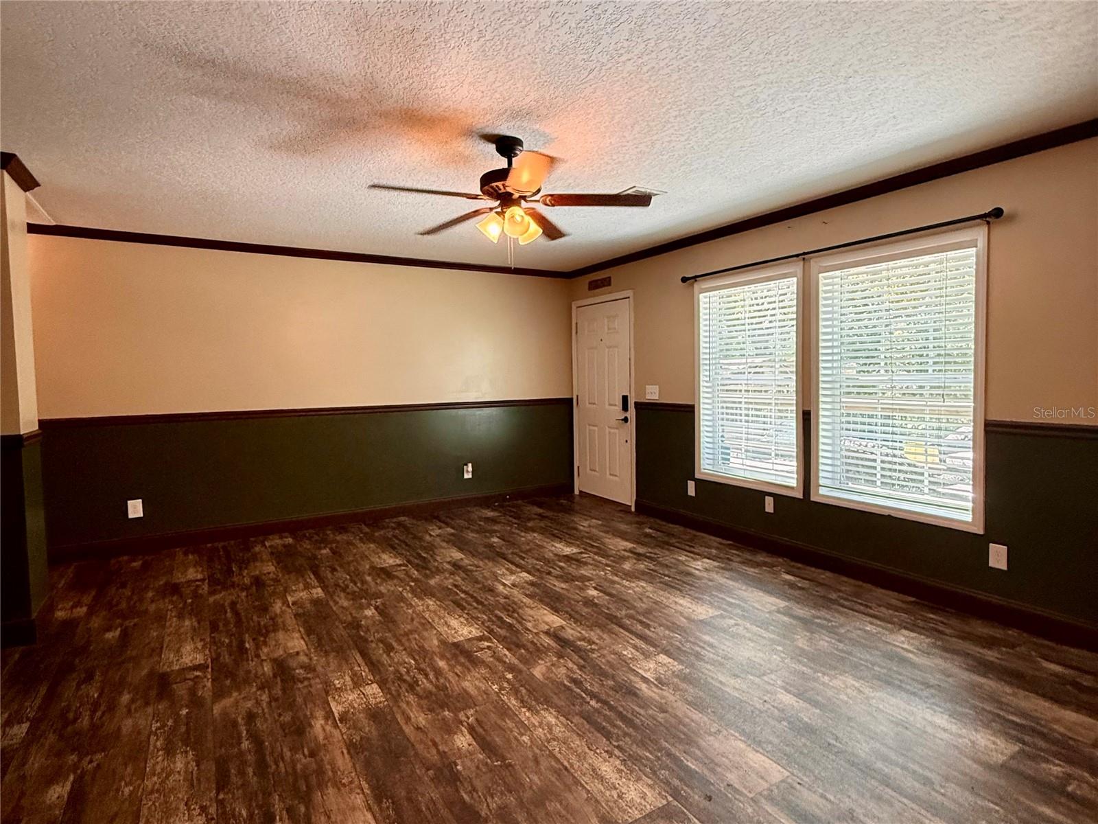 9711 SE HIGHWAY 464C, OCKLAWAHA, FL, 32179